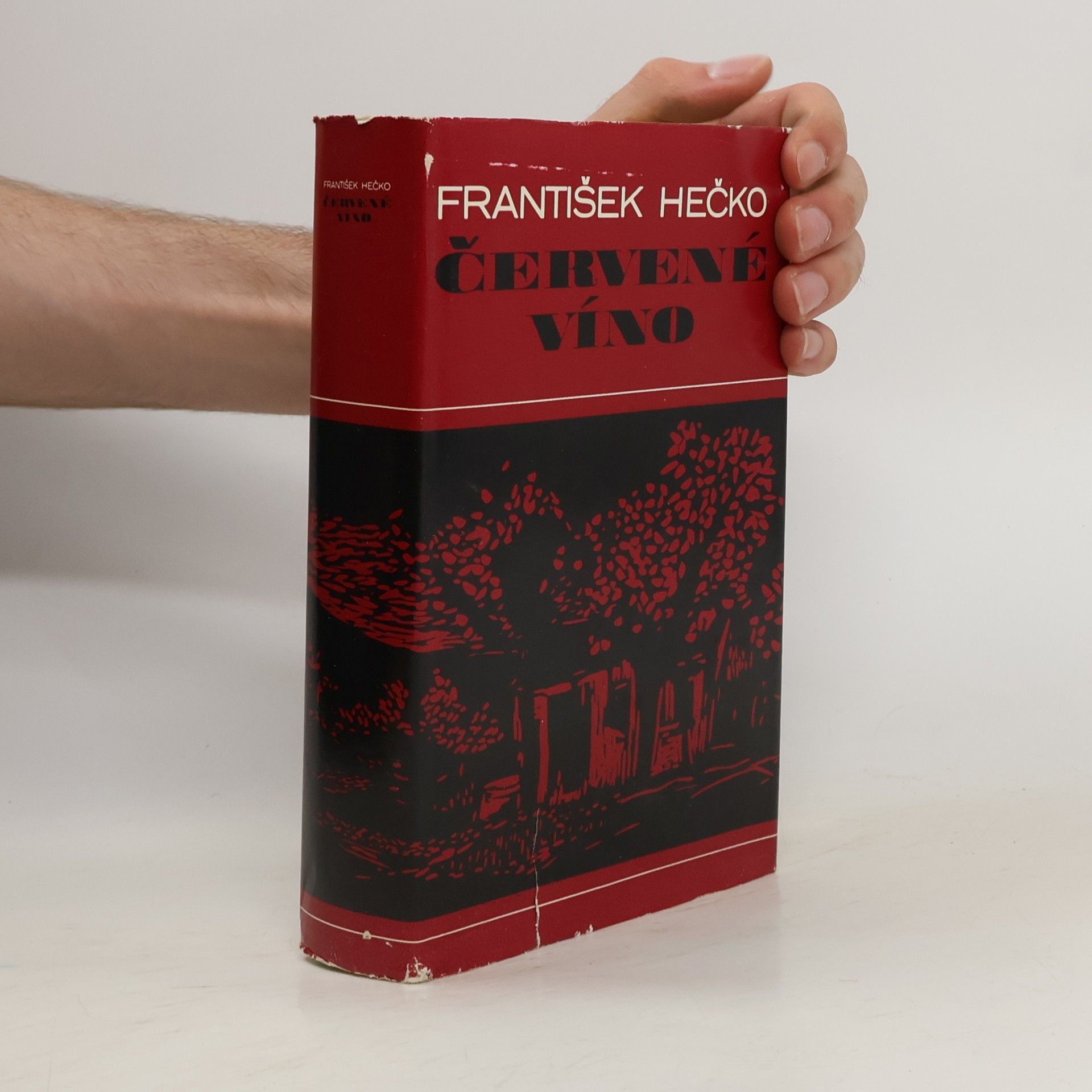František Hečko Červené víno