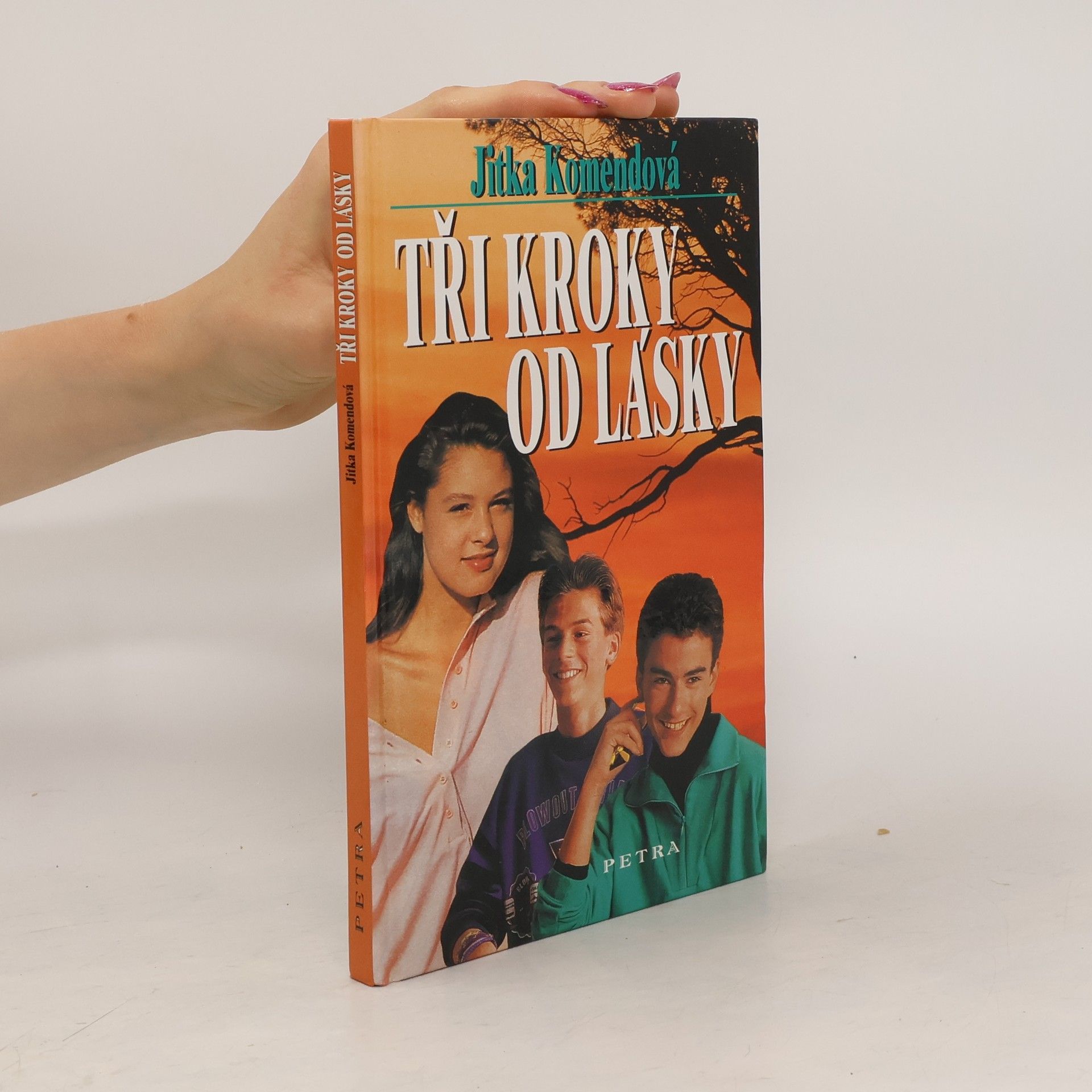 Jitka Komendová Tři kroky od lásky