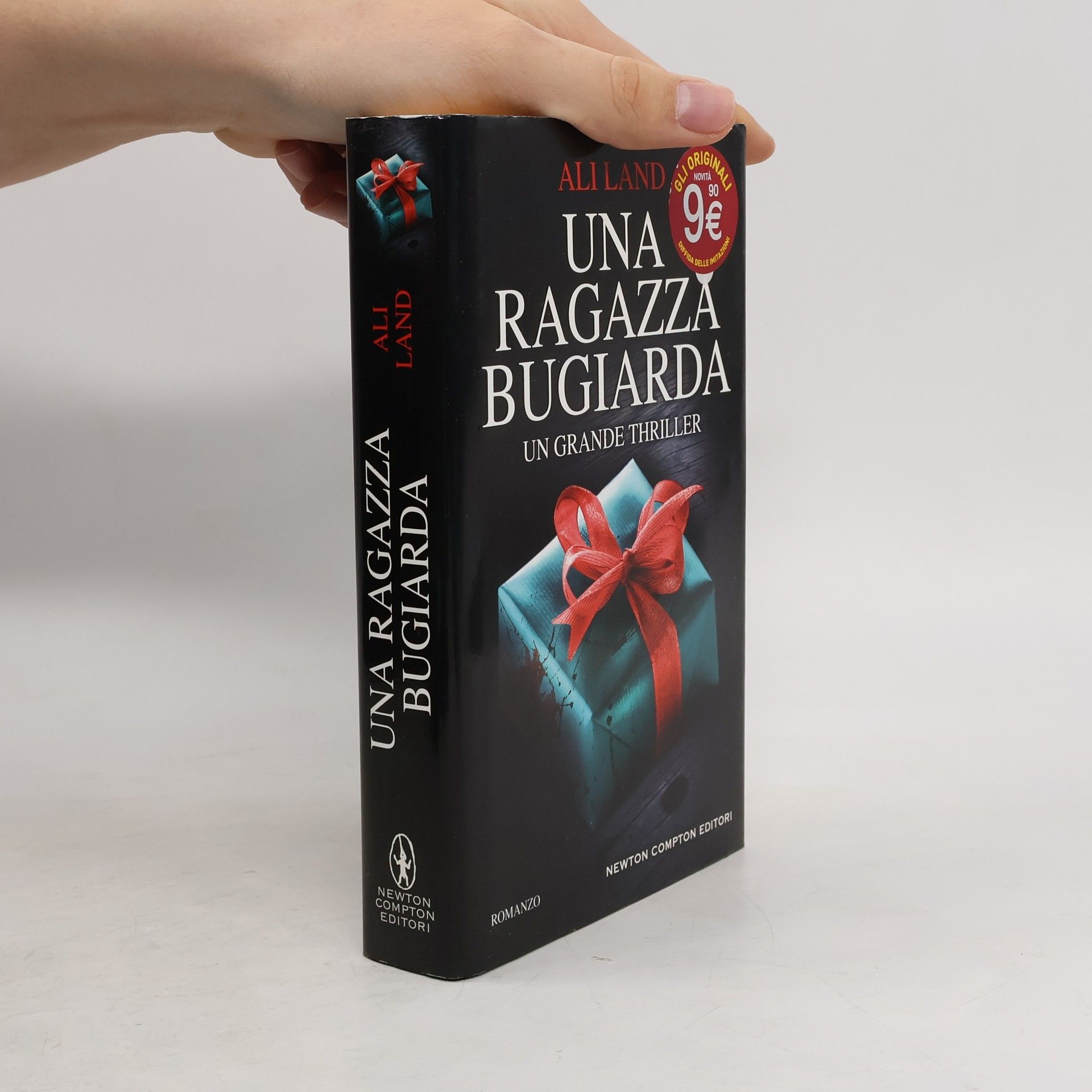Ali Land Una ragazza bugiarda