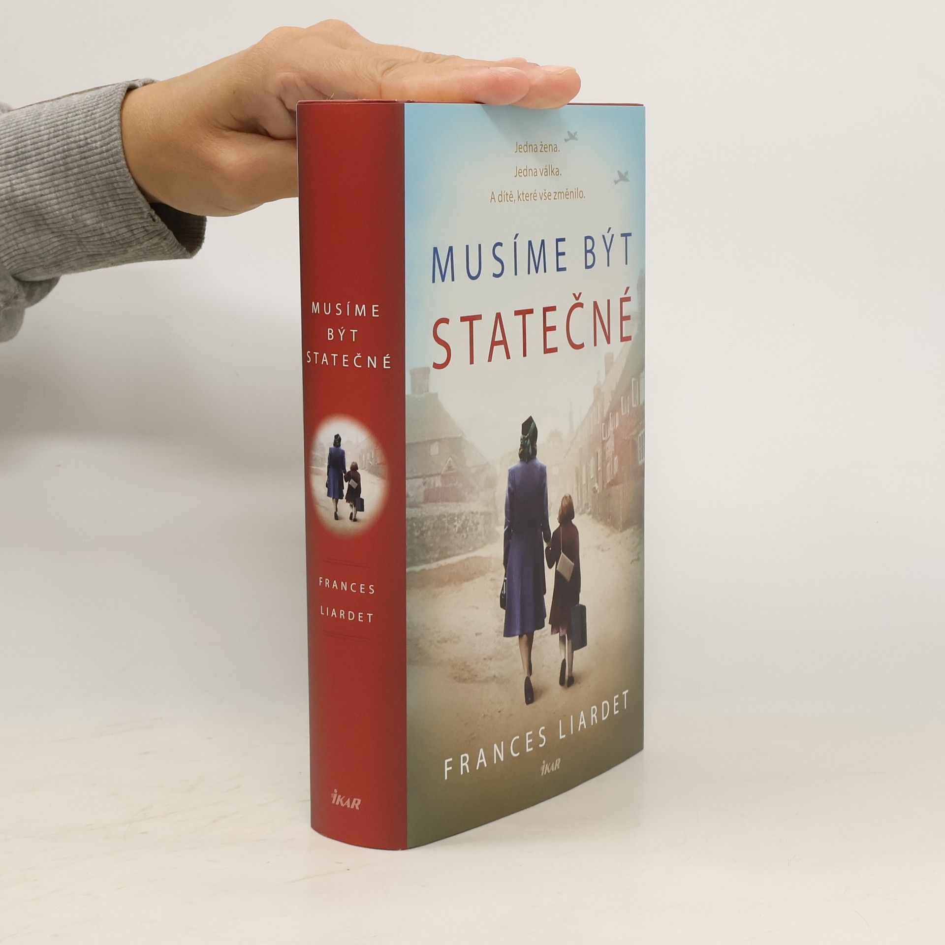 Frances Liardet Musíme být statečné