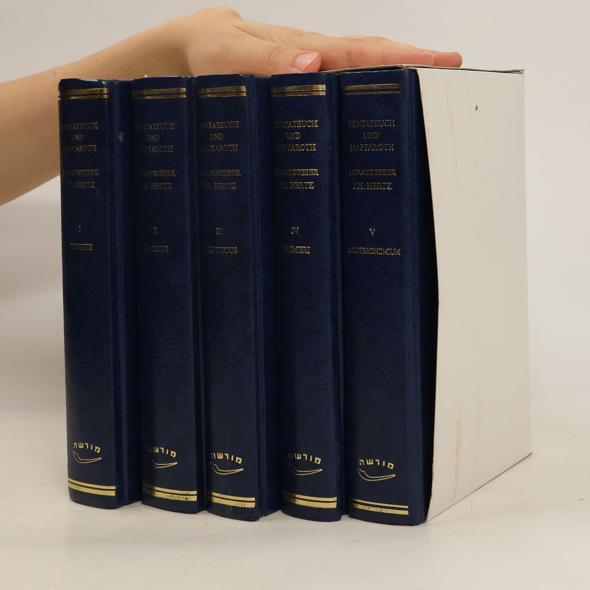 Joseph H. Hertz Pentateuch und Haftaroth I-V