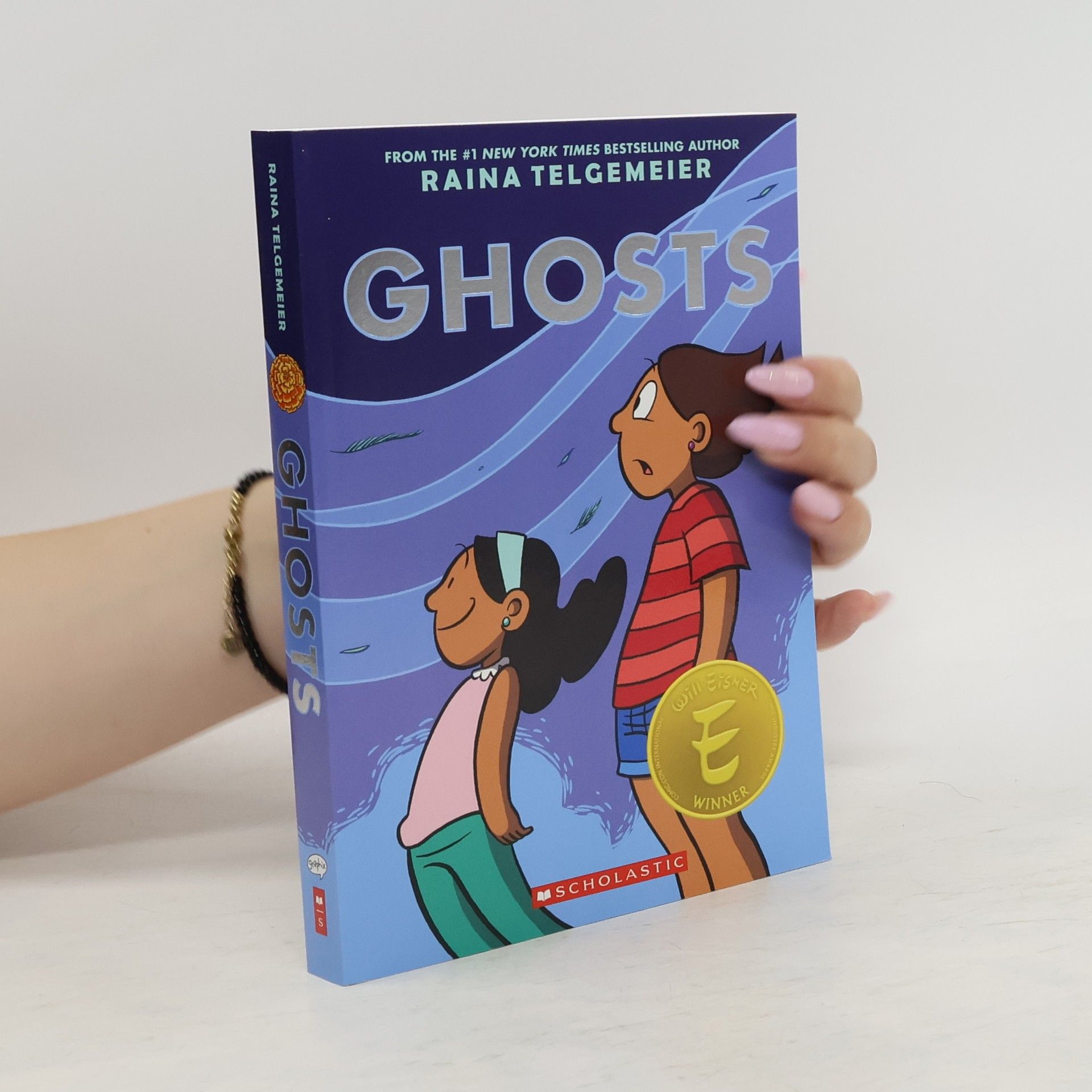Raina Telgemeier Ghosts: A Graphic Novel