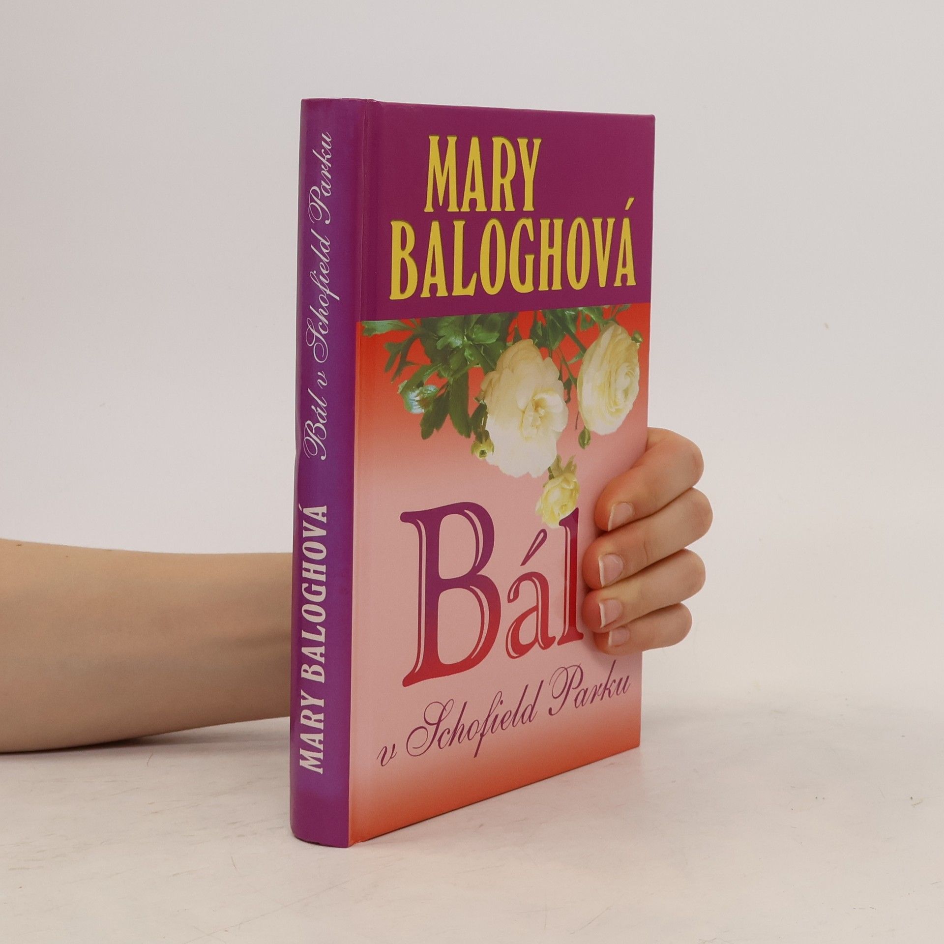 Mary Balogh Bál v Schofield Parku