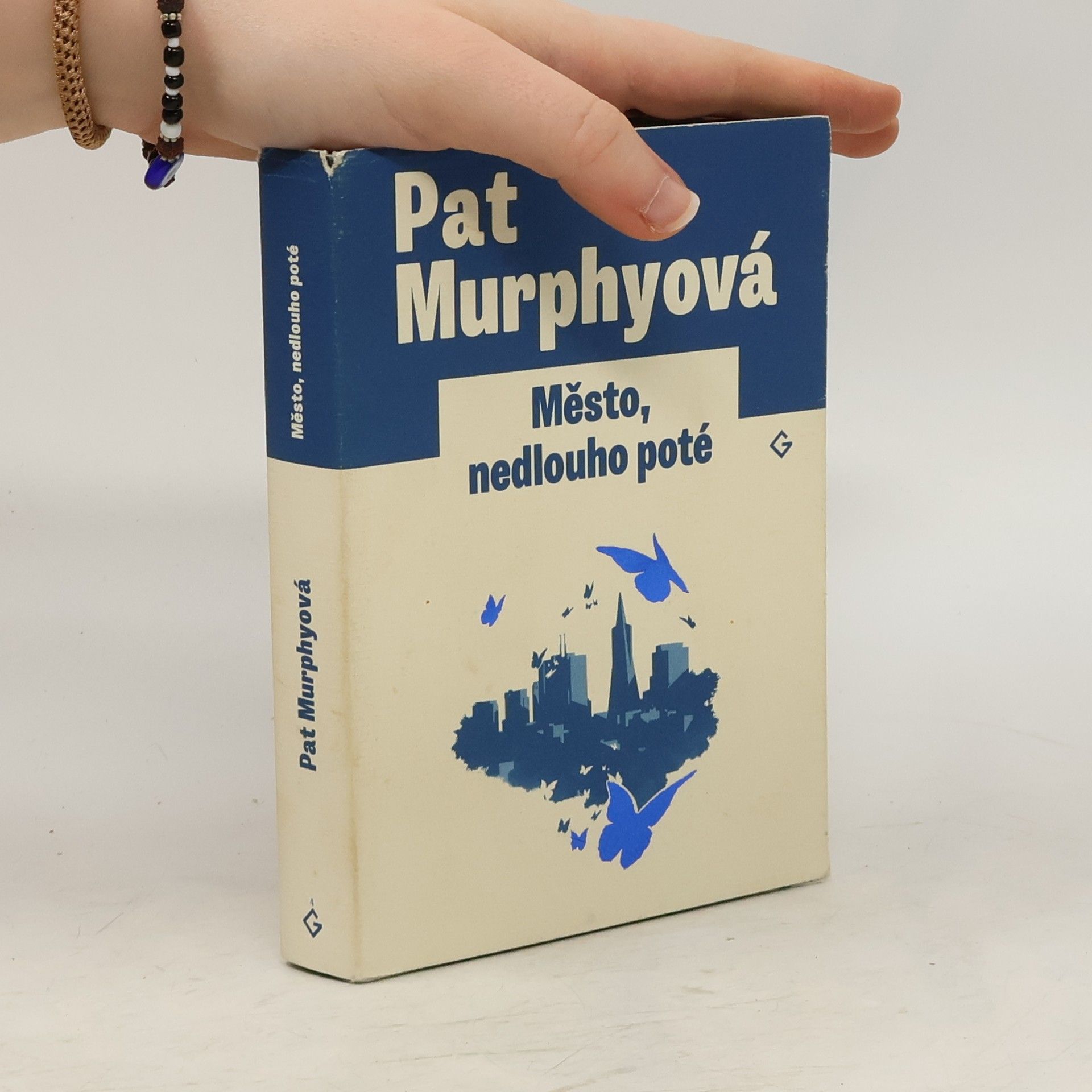 Pat Murphy Město, nedlouho poté. The city, not long after