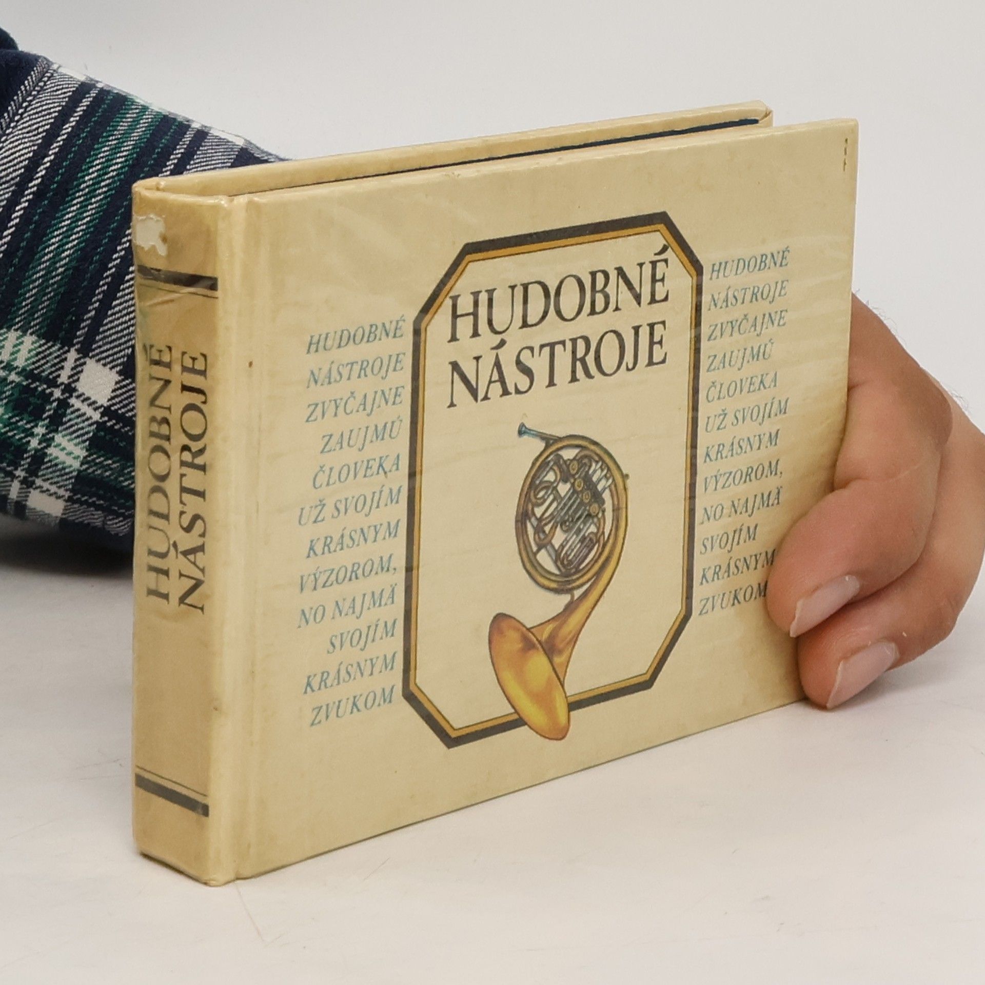 Autores varios Hudobné nástroje