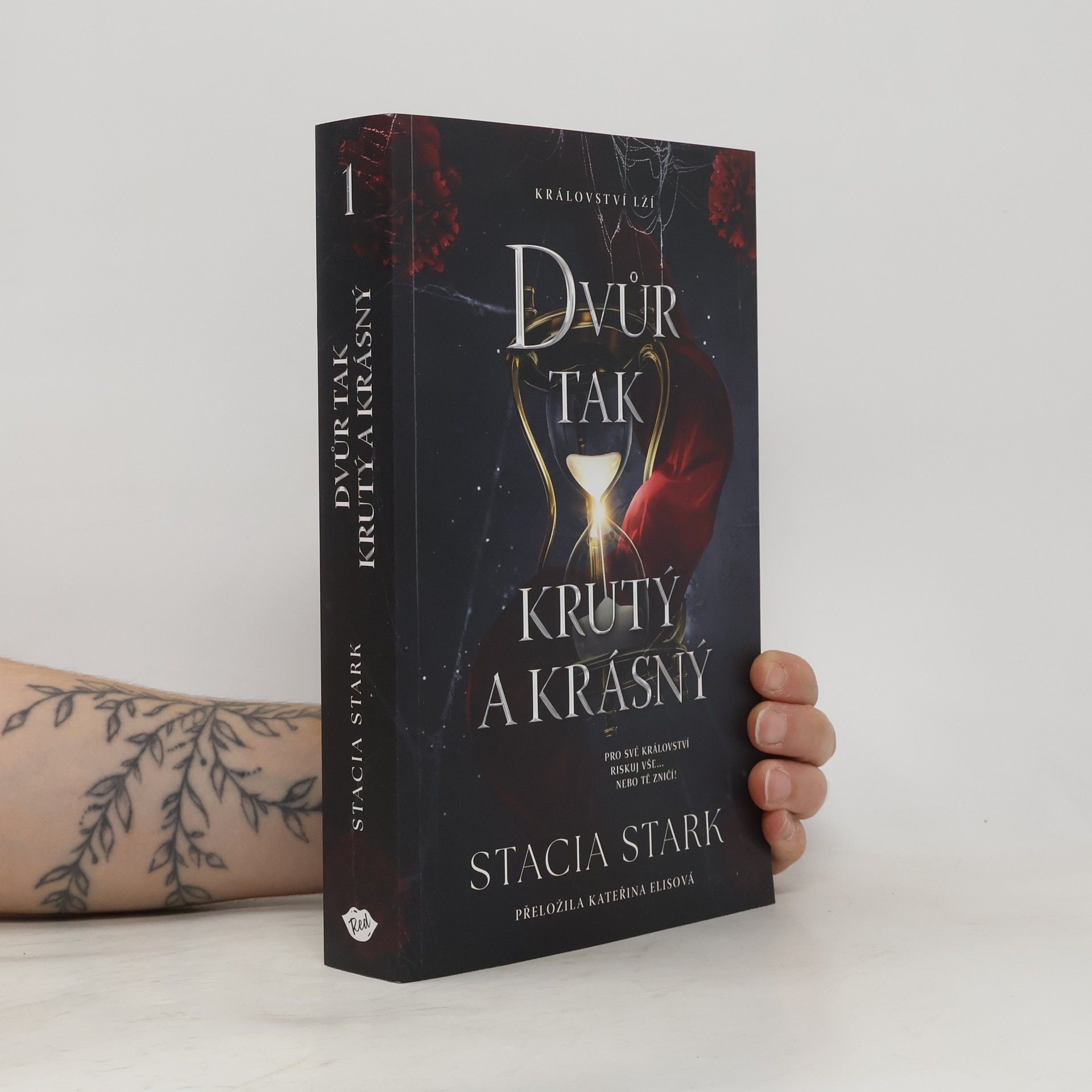 Stacia Stark Dvůr tak krutý a krásný