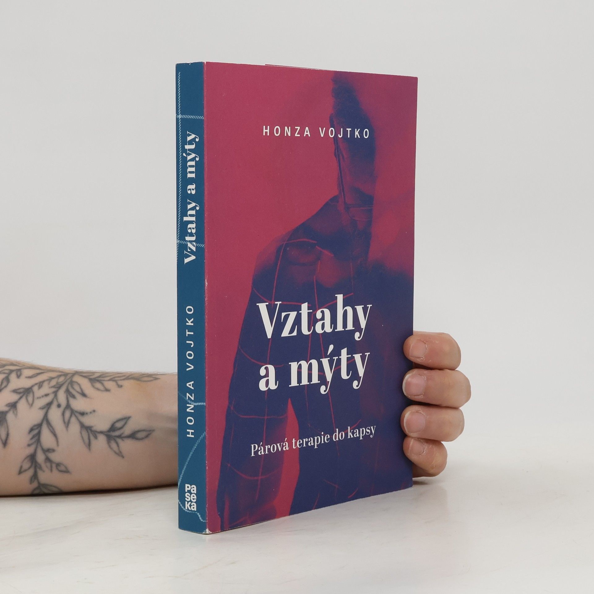 Jan Vojtko Vztahy a mýty