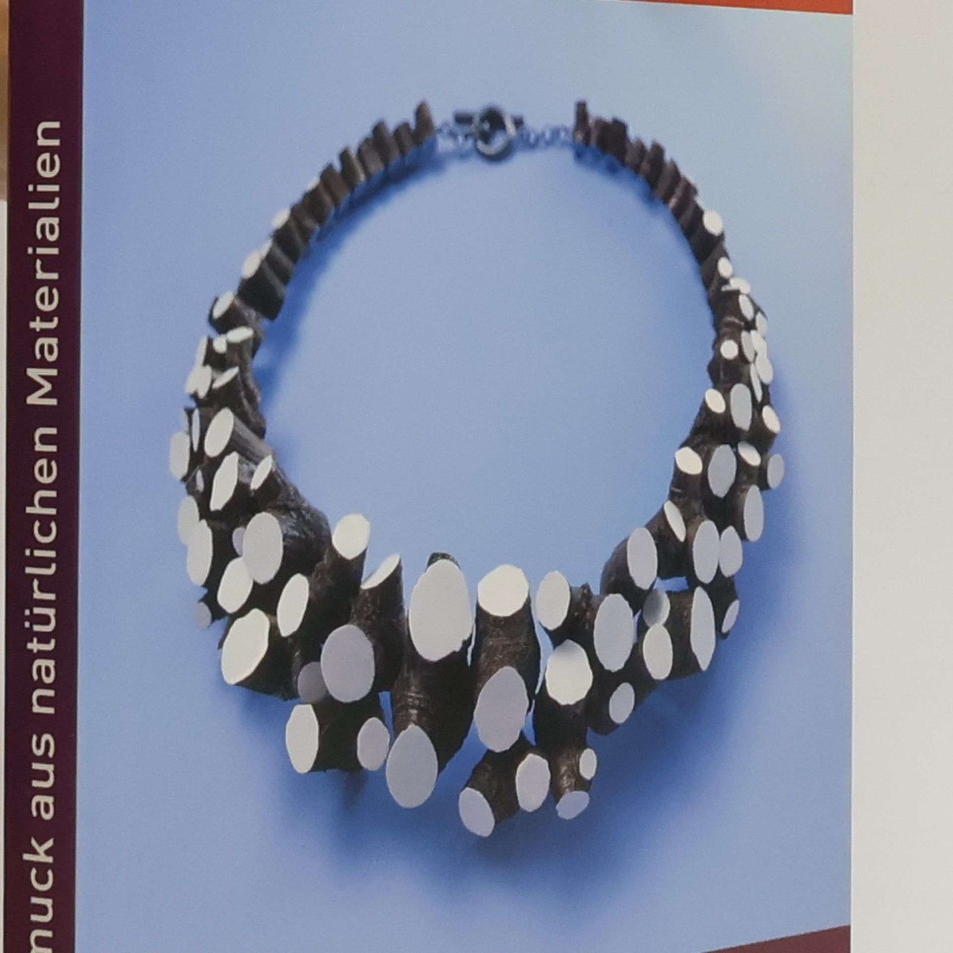 Beth Legg Schmuck aus natürlichen Materialien