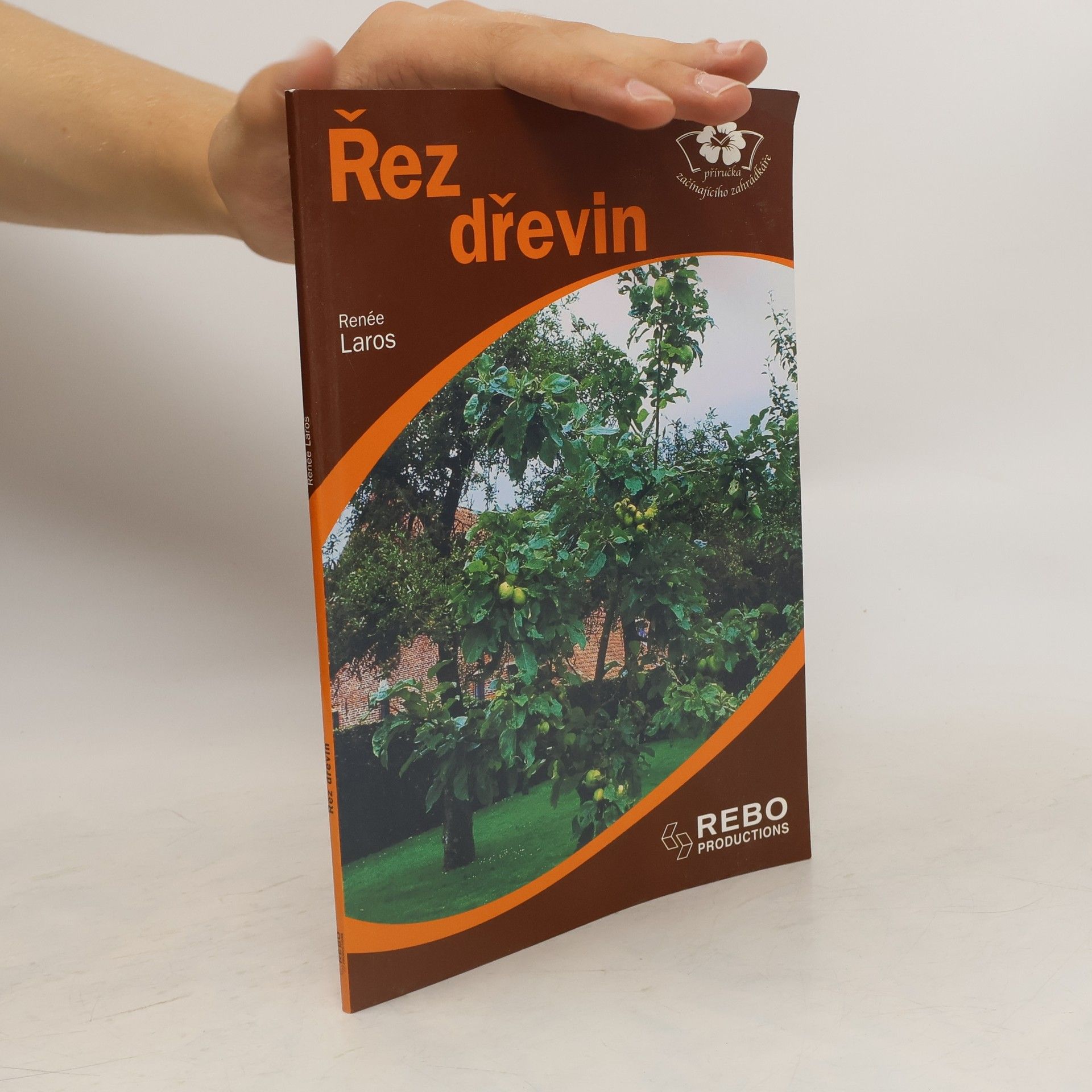 Renée Laros Řez dřevin