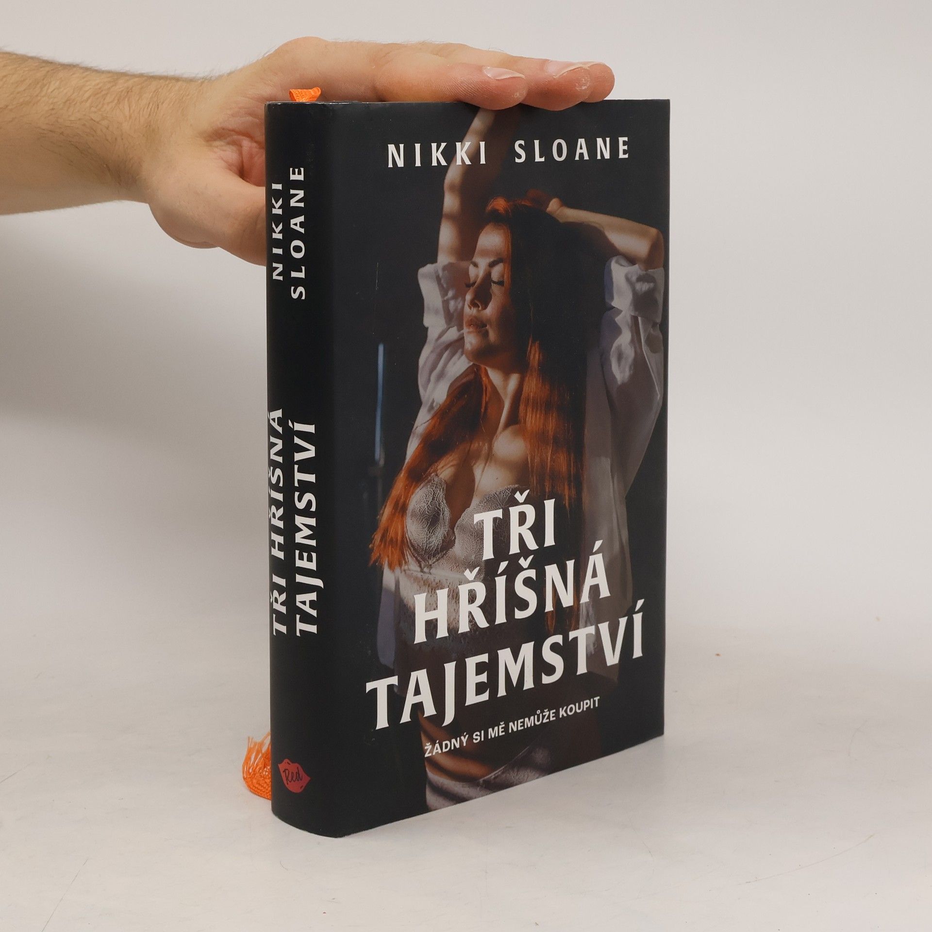 Nikki Sloane Tři hříšná tajemství