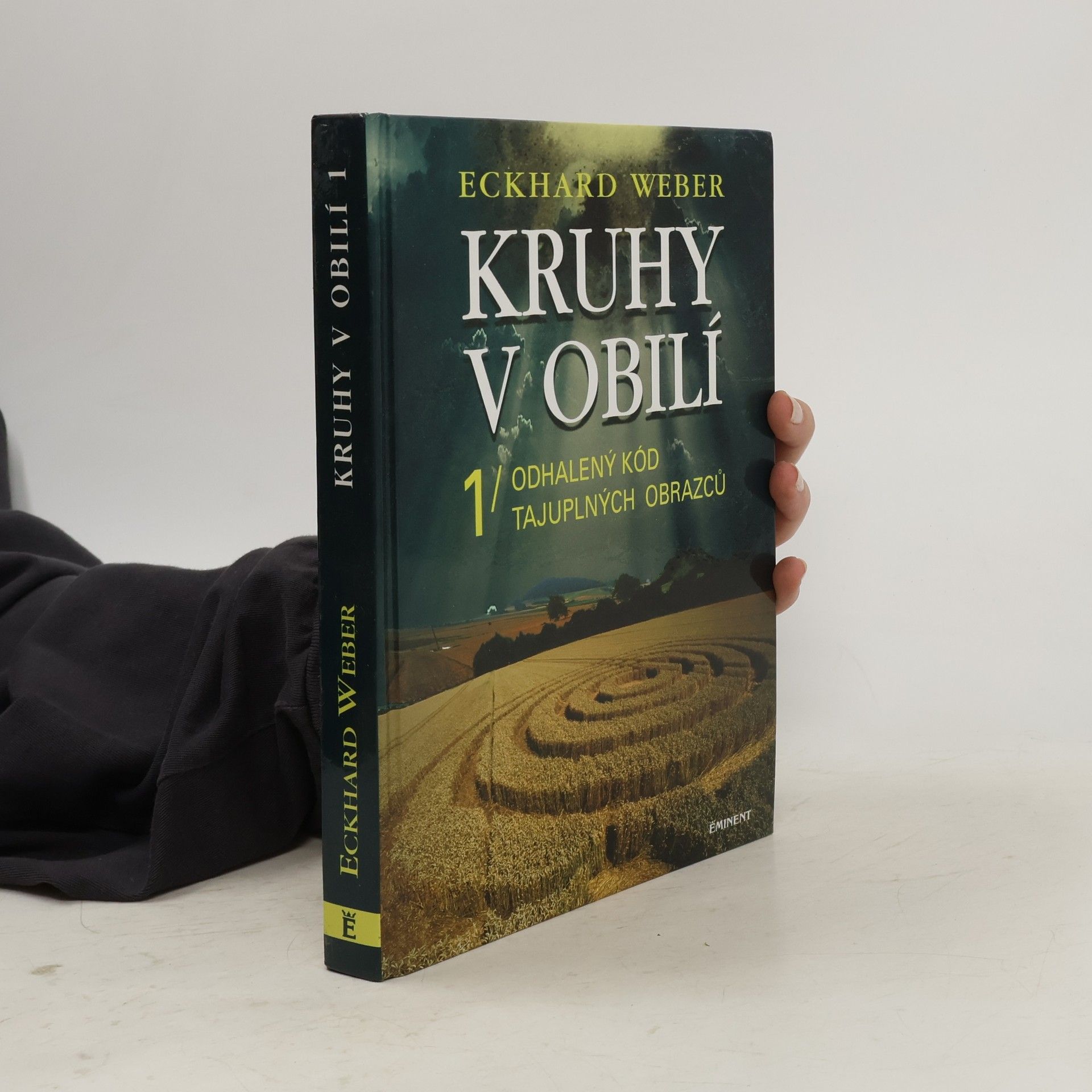 Eckhard Weber Kruhy v obilí 1