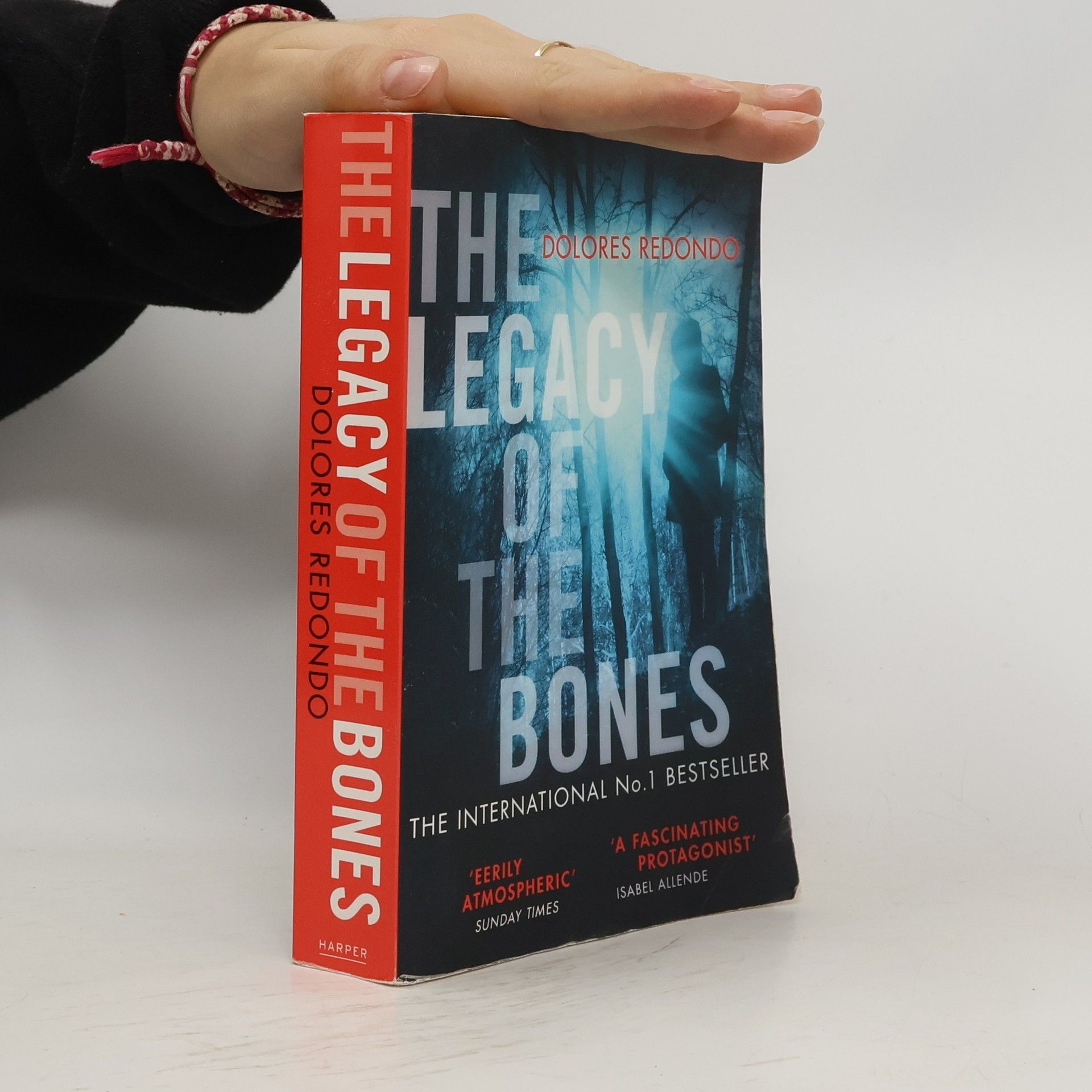 Dolores Redondo Legacy of the Bones