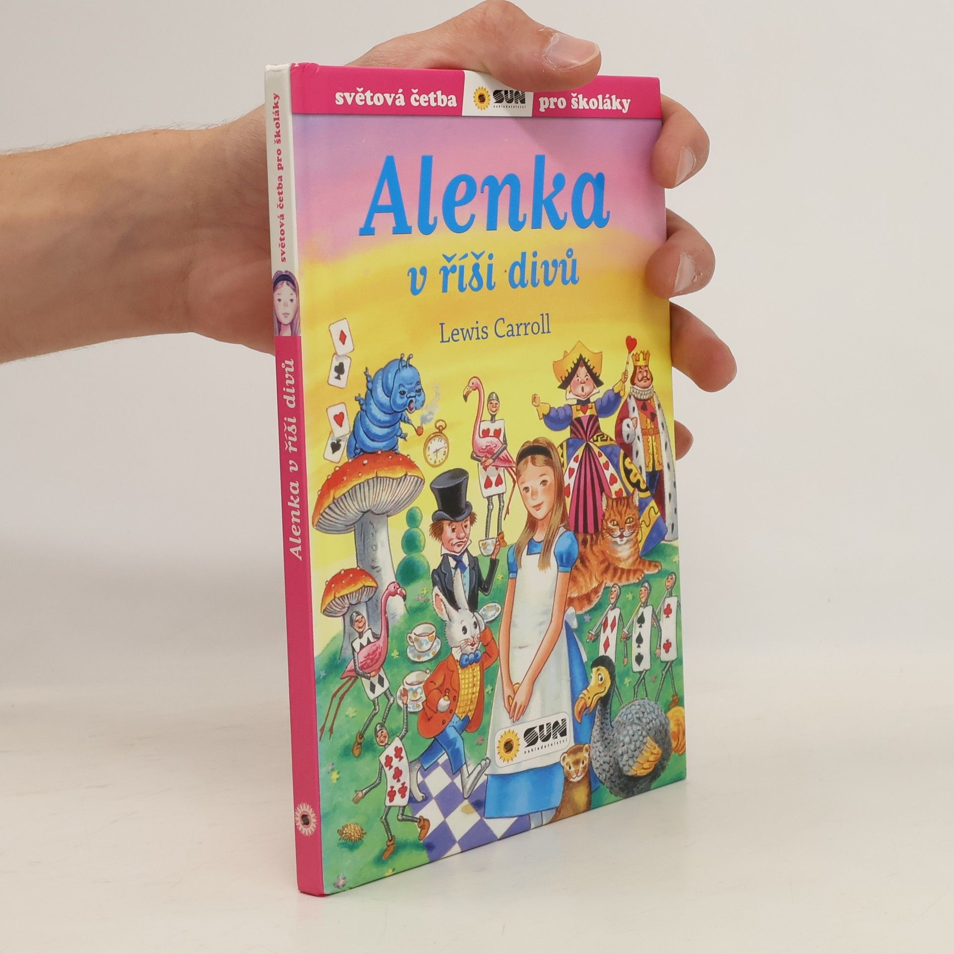 Olga M. Yuste Alenka v říši divů (převyprávění)