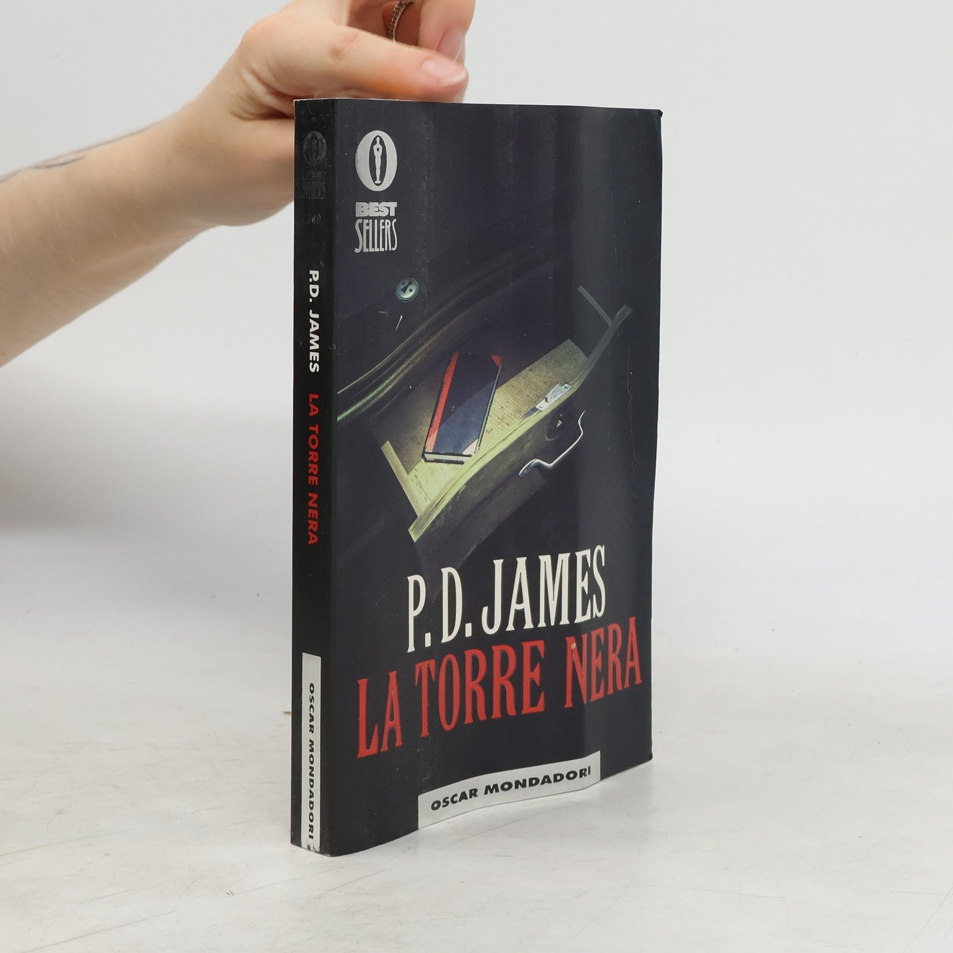 James P.D. La torre nera