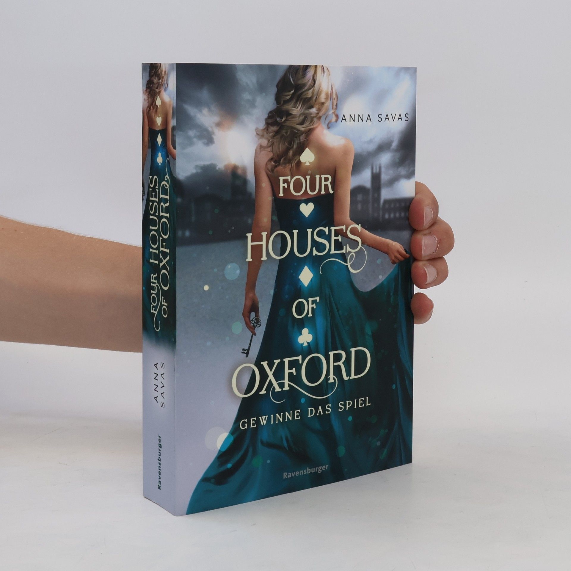 Anna Savas Four Houses of Oxford, Band 2: Gewinne das Spiel