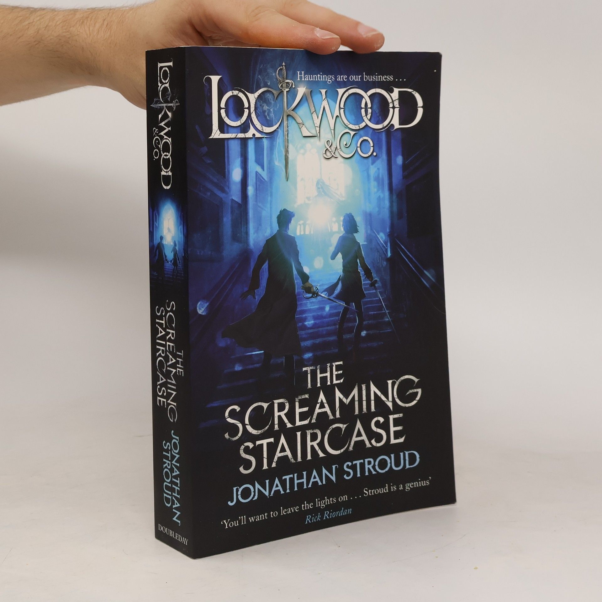Jonathan Stroud The Screaming Staircase