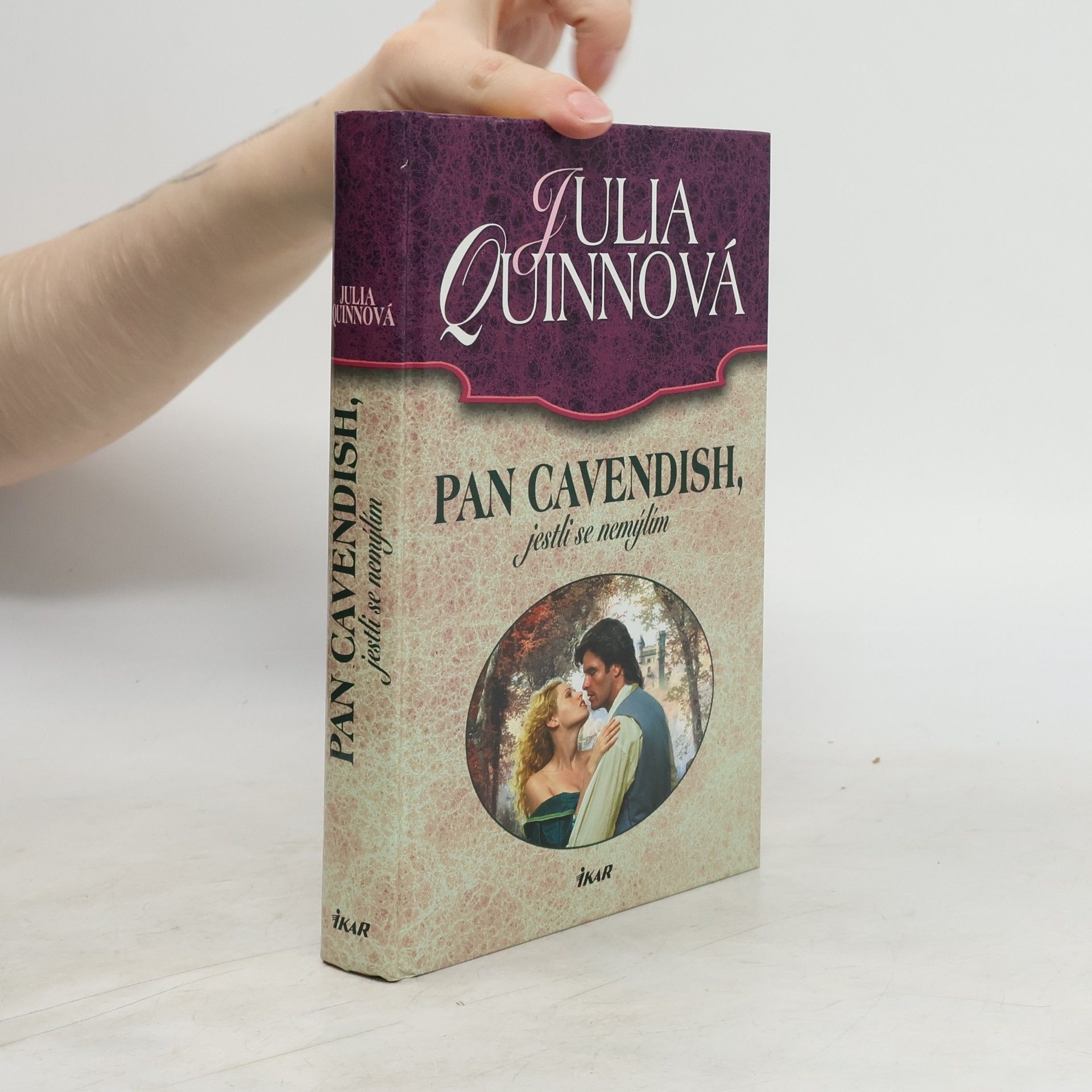 Julia Quinn Pan Cavendish, jestli se nemýlím