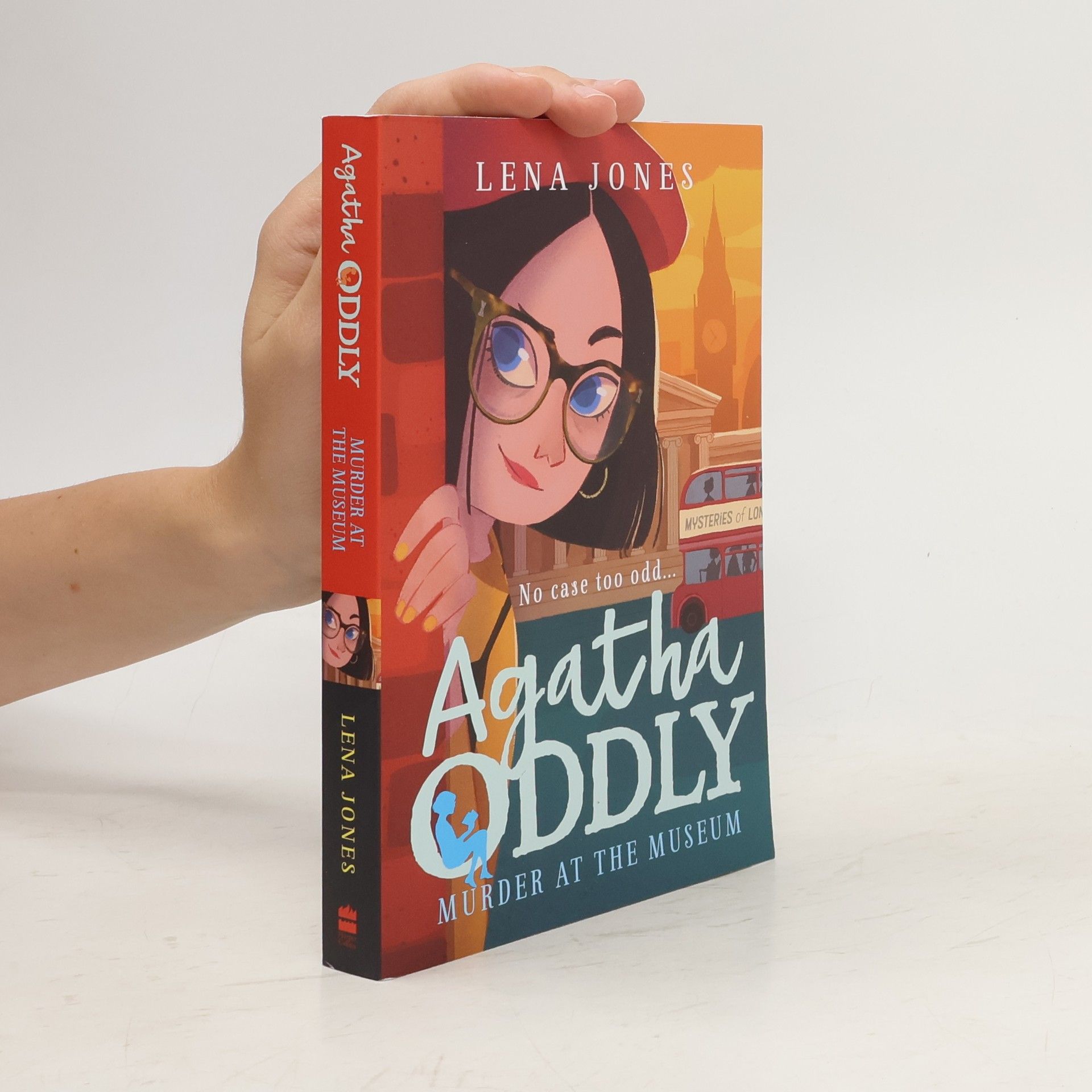 Lena Jones Agatha Oddly. Murder at the Museum