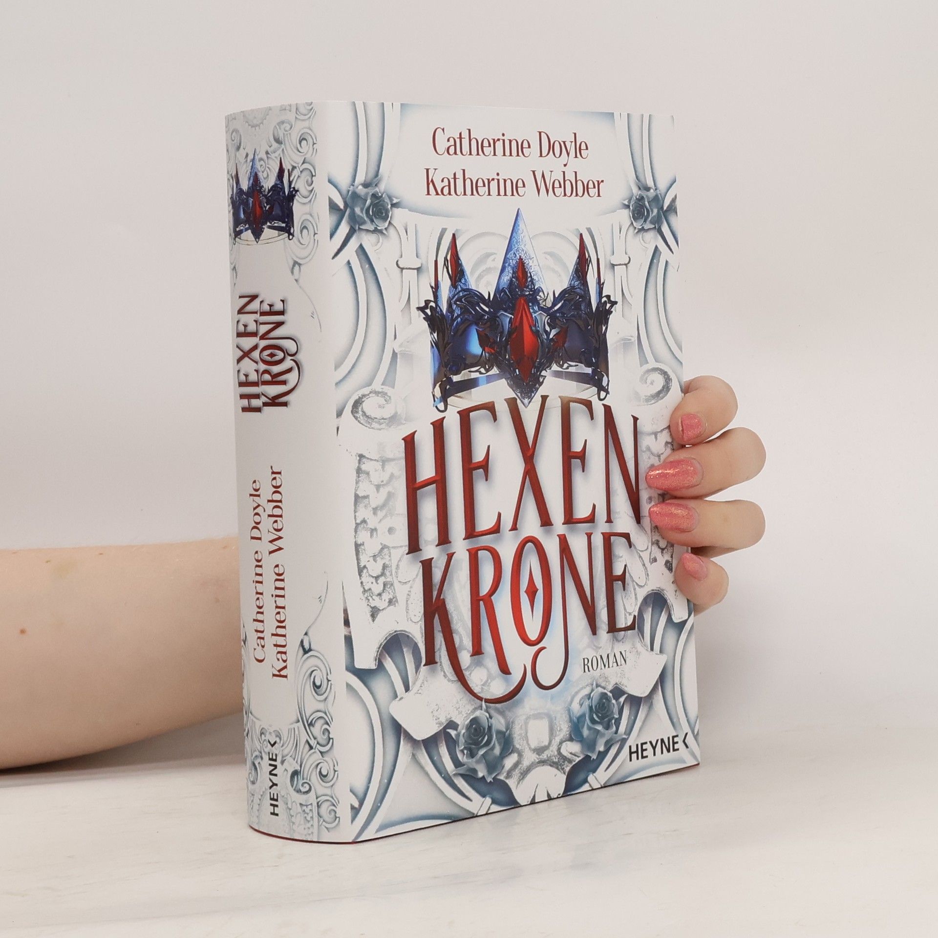 Catherine Doyle Hexen Krone