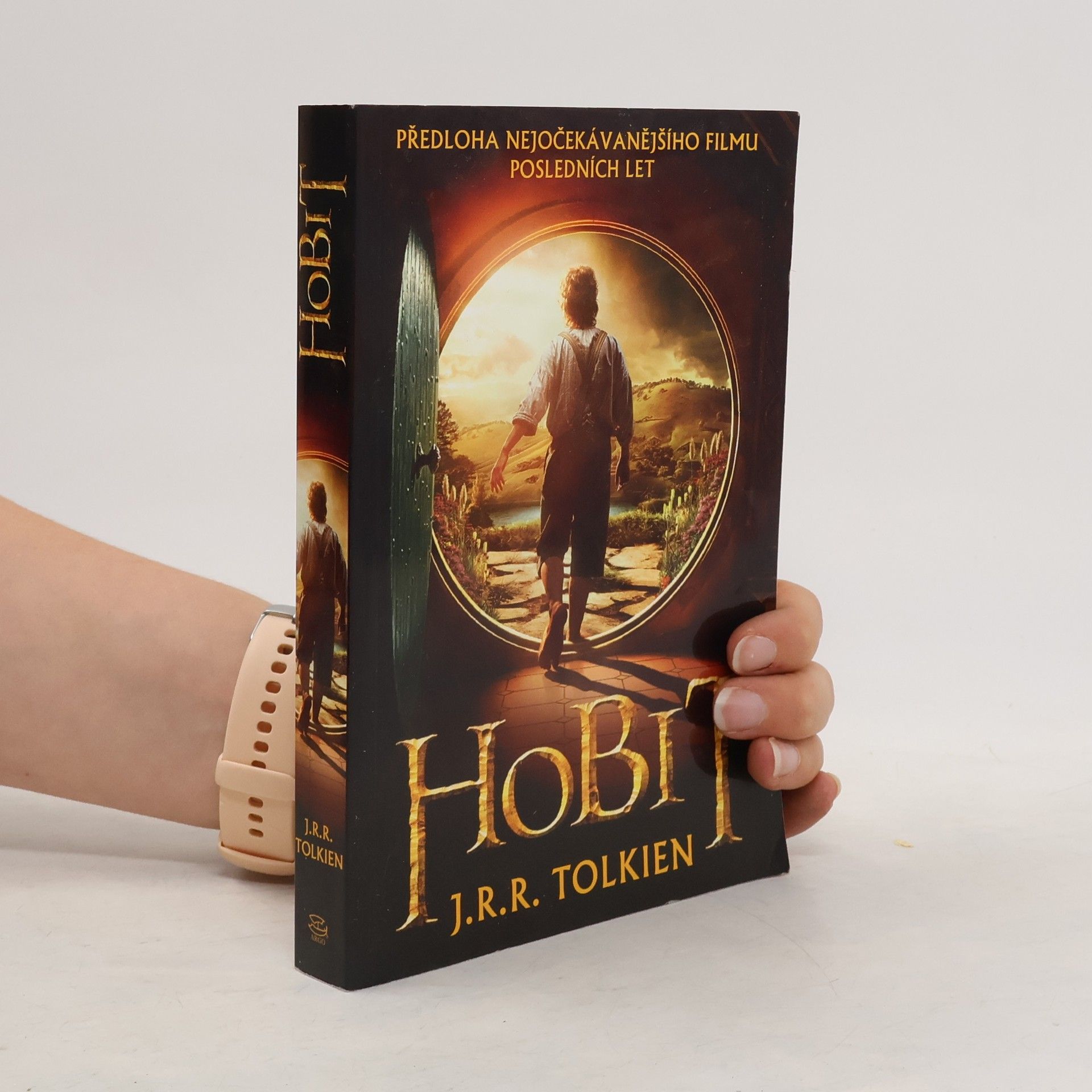 John Ronald Reuel Tolkien Hobit, aneb, Cesta tam a zase zpátky