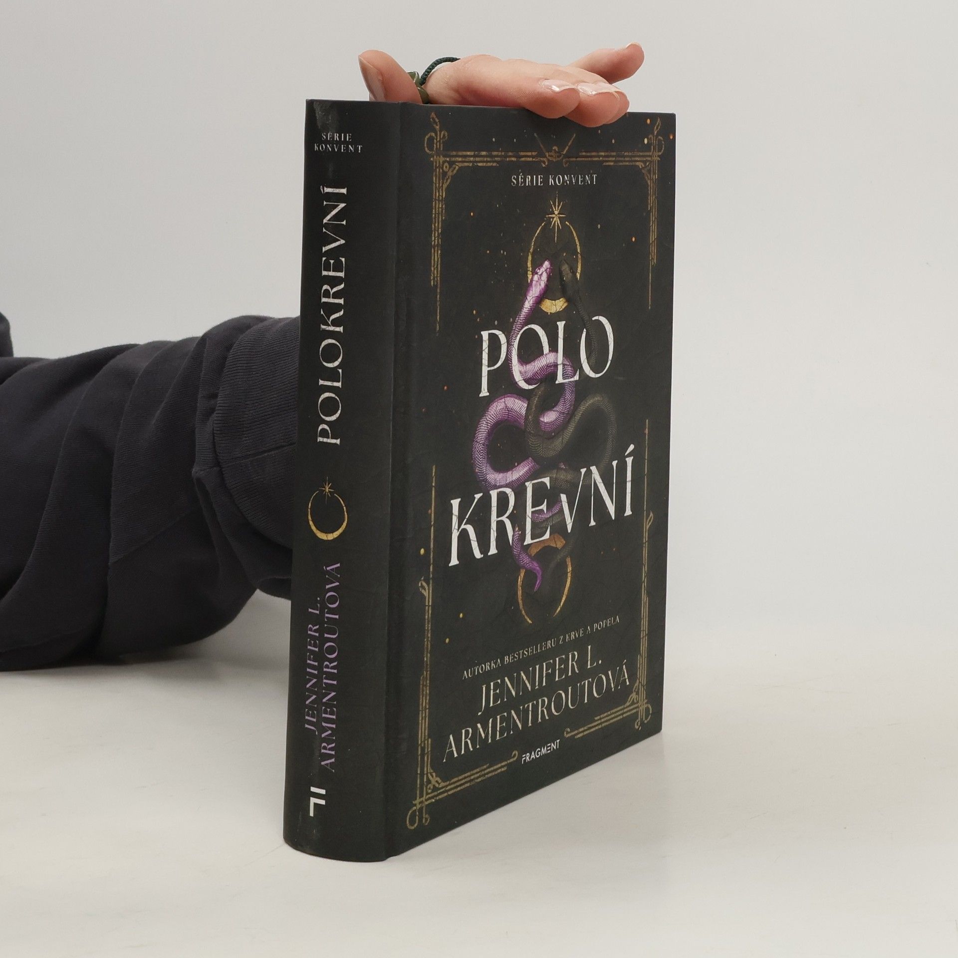 Jennifer L. Armentrout Polokrevní