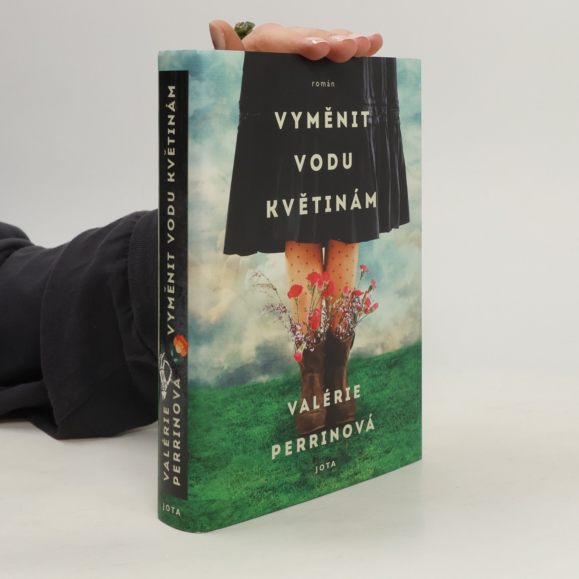 Valérie Perrin Vyměnit vodu květinám