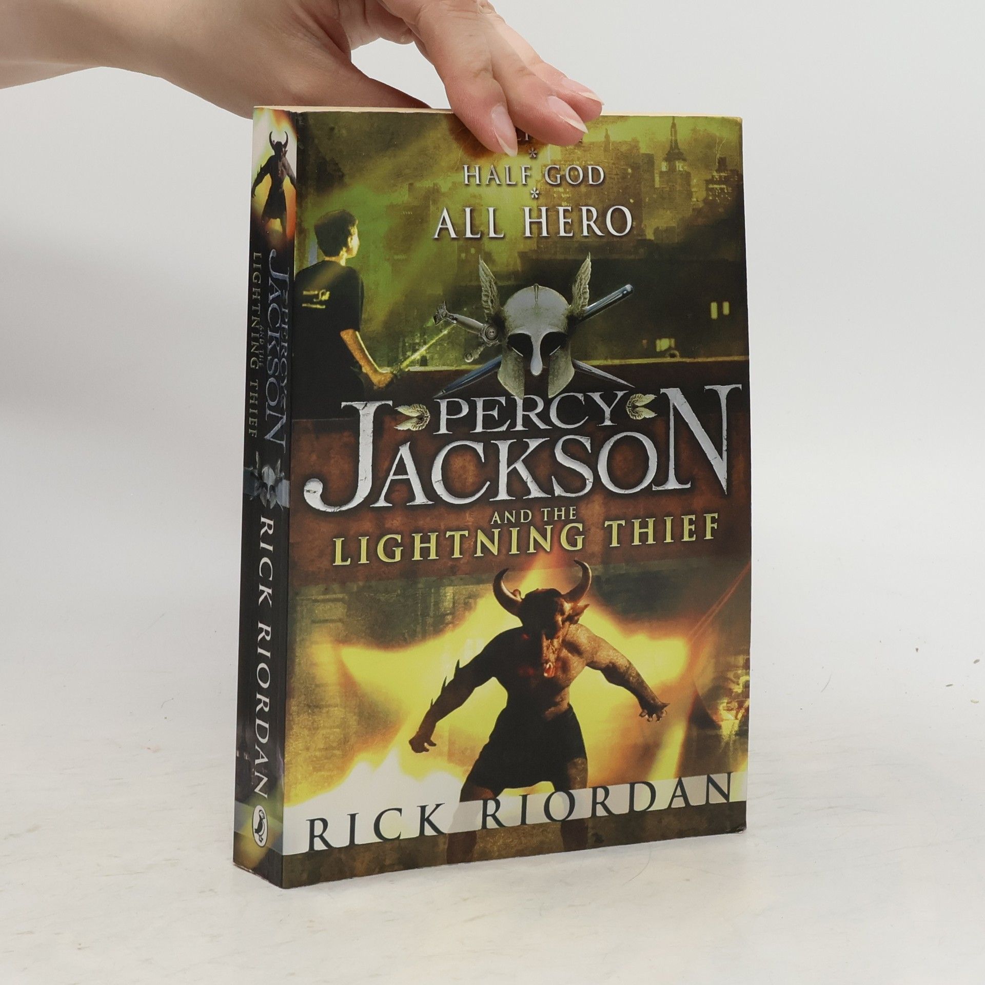 Rick Riordan Percy Jackson and the lightning thief