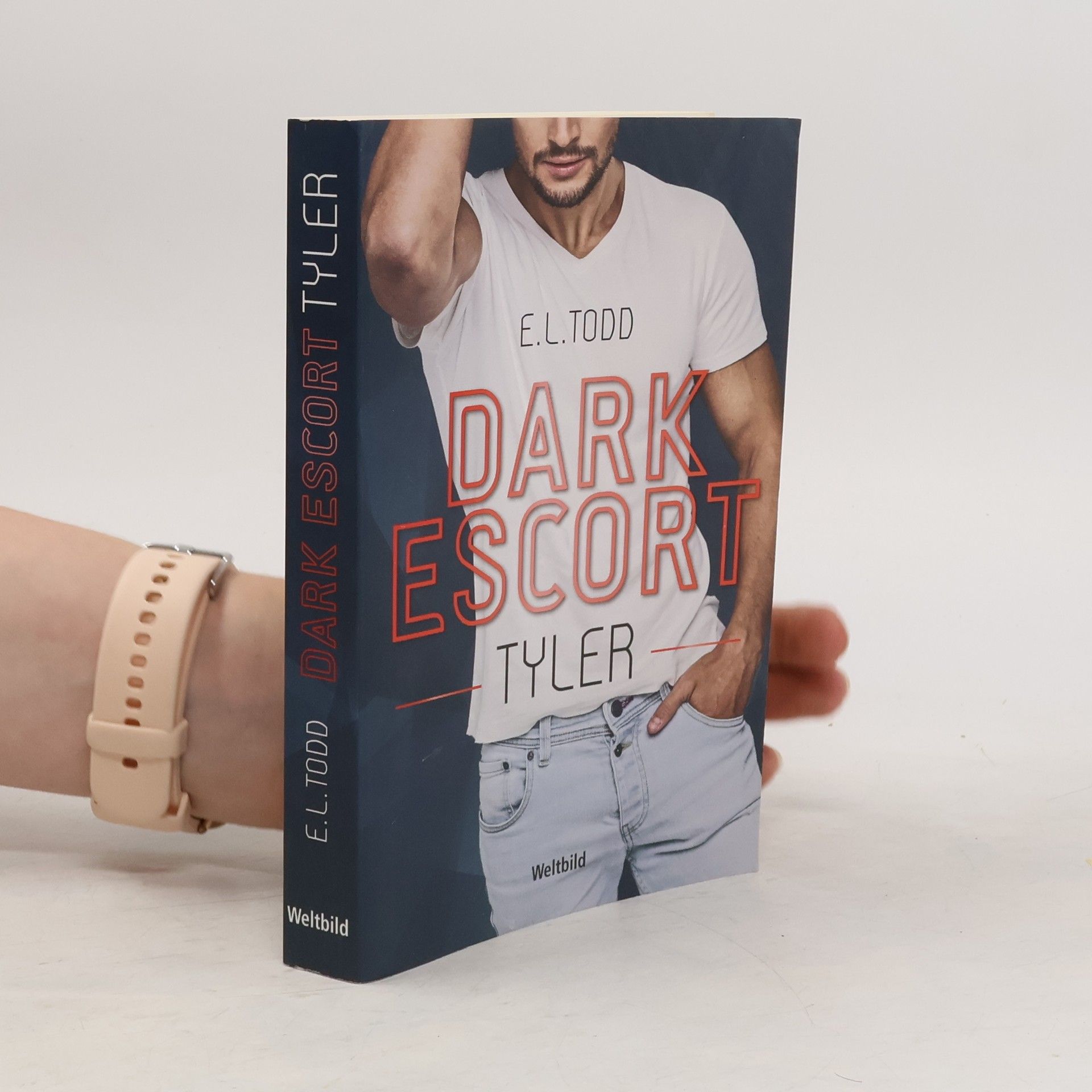 E. L. Todd Dark escort - Tyler