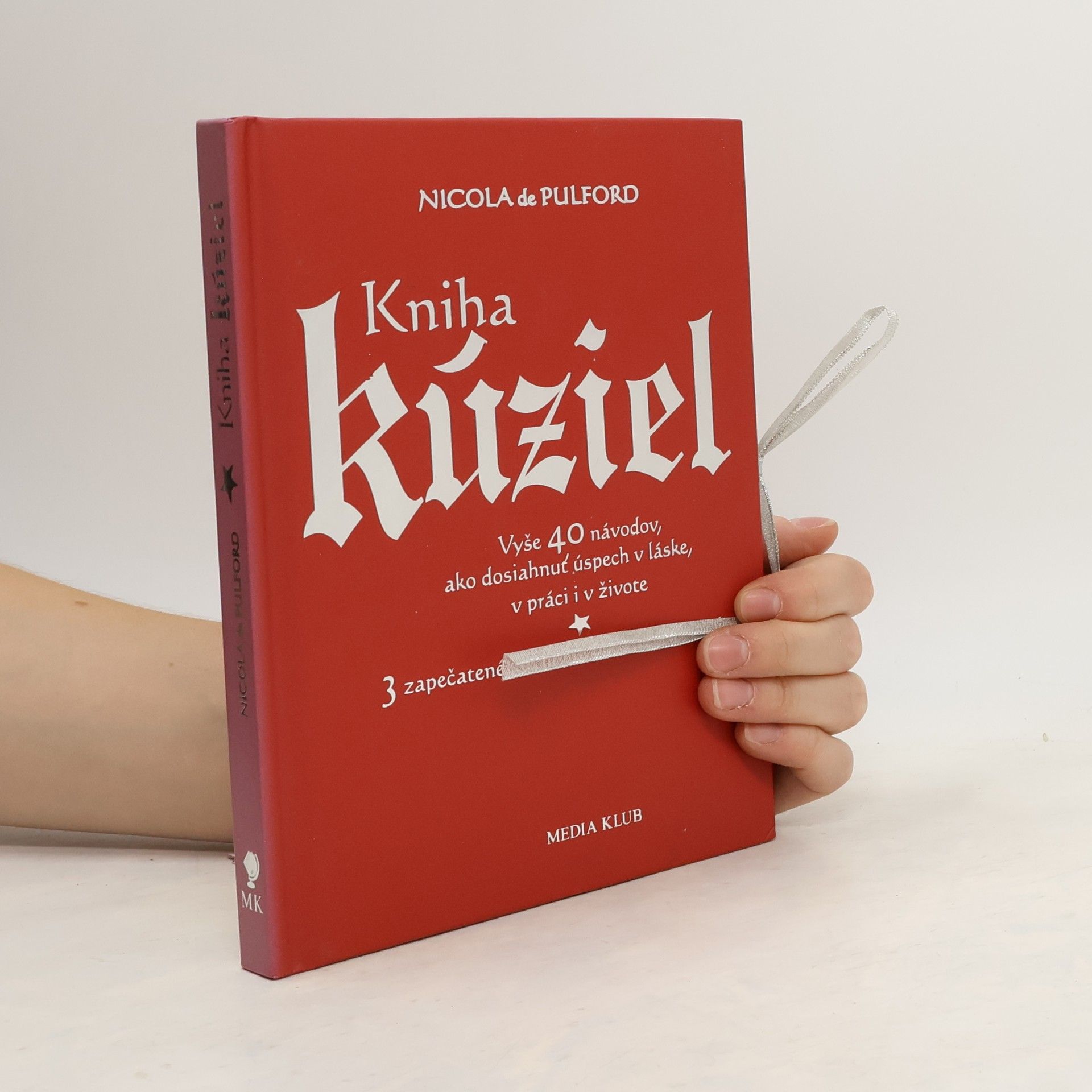 Nicola De Pulford Kniha kúziel