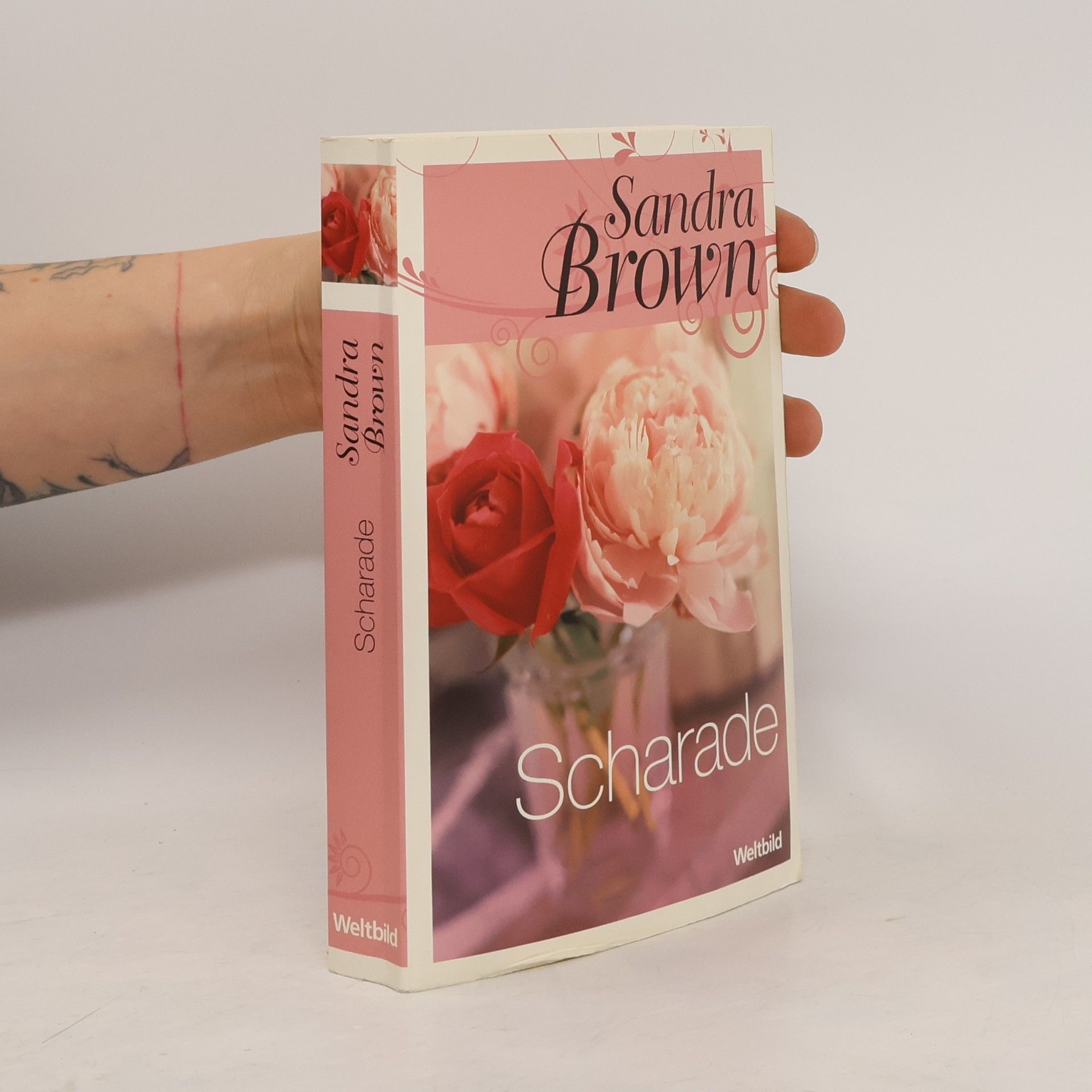 Sandra Brown Scharade