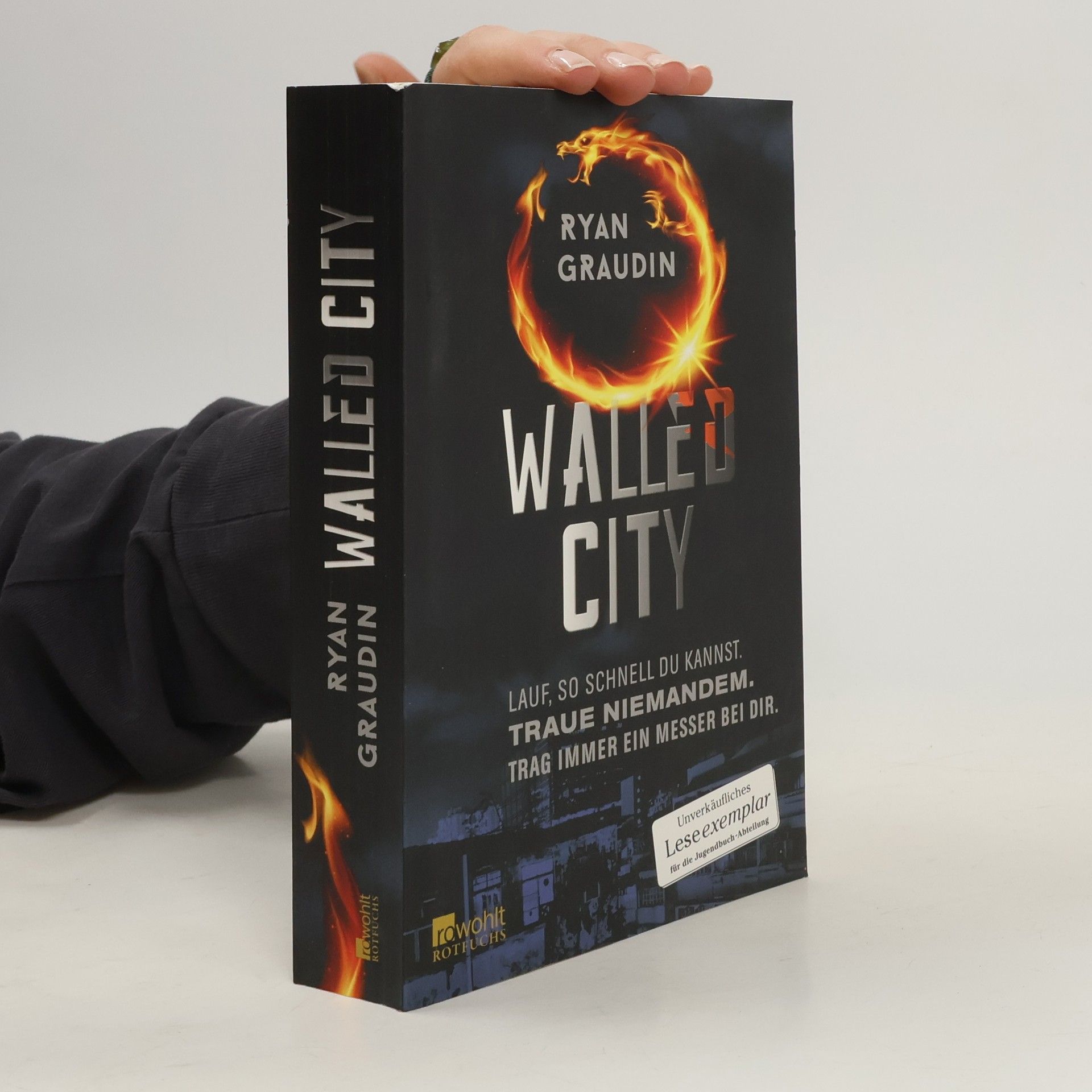 Ryan Graudin Walled City