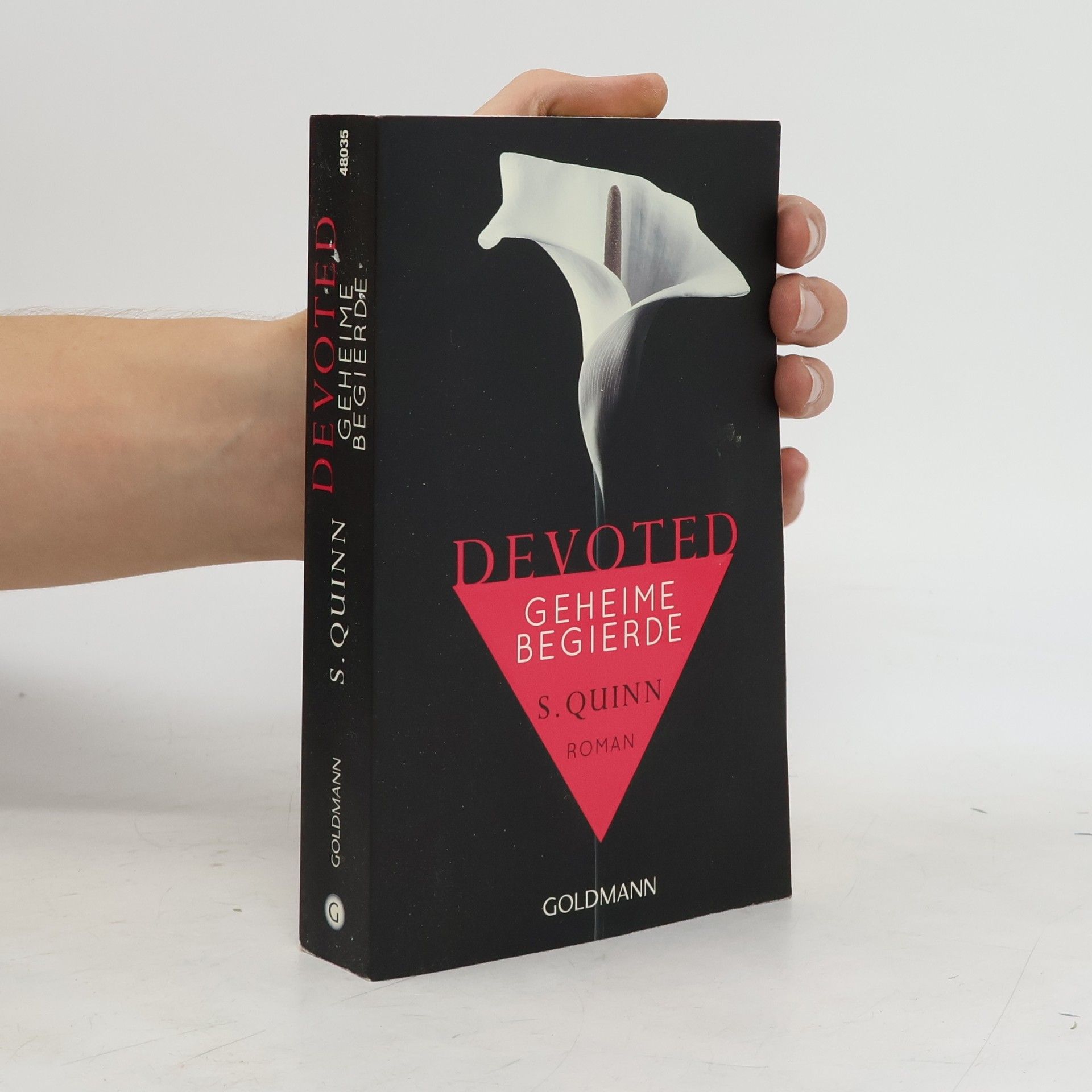 Suzy K. Quinn Devoted