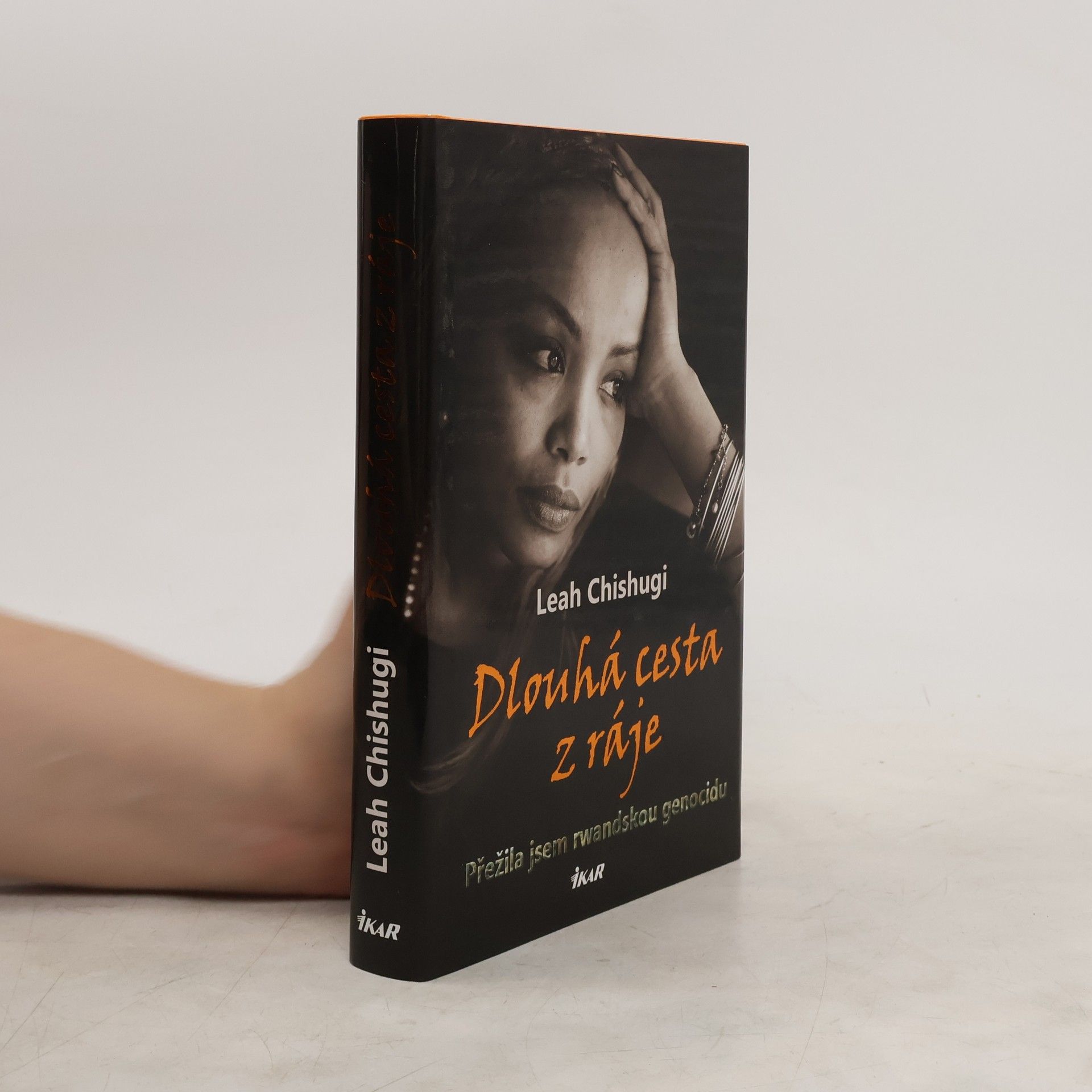 Leah Chishugi Dlouhá cesta z ráje : přežila jsem rwandskou genocidu