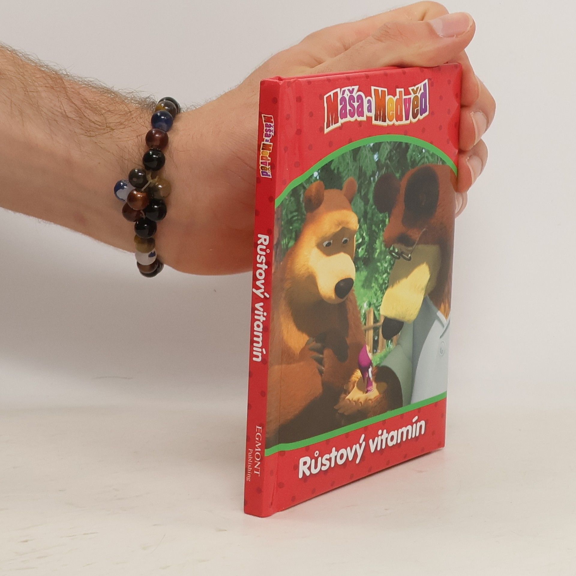 Oleg Kuzovkov Máša a medvěd. Růstový vitamín