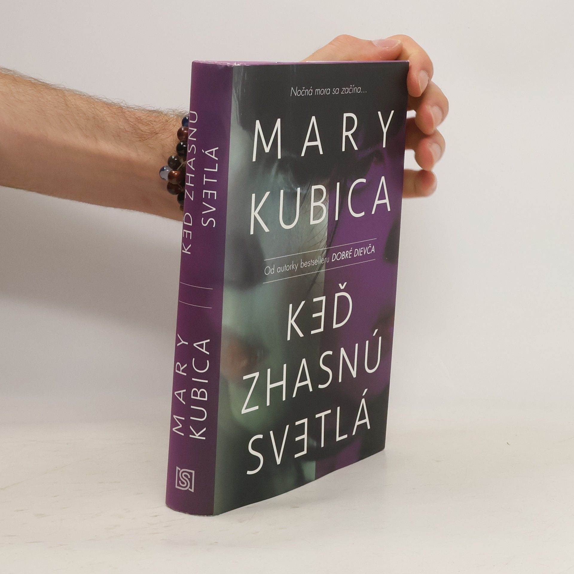 Mary Kubica Keď zhasnú svetlá