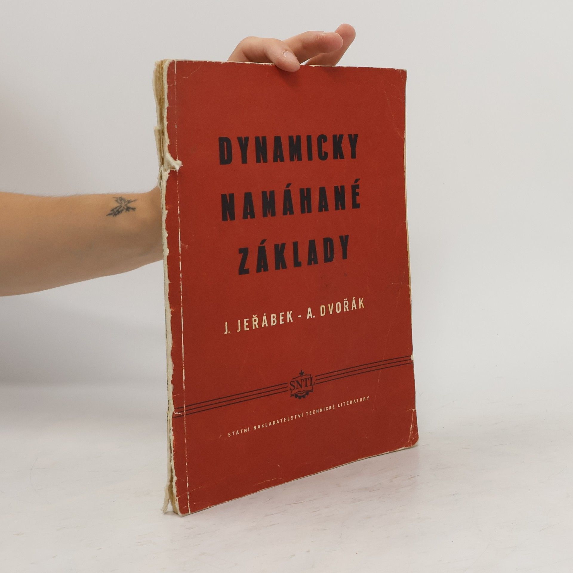 Jaroslav Jeřábek Dynamicky namáhané základy