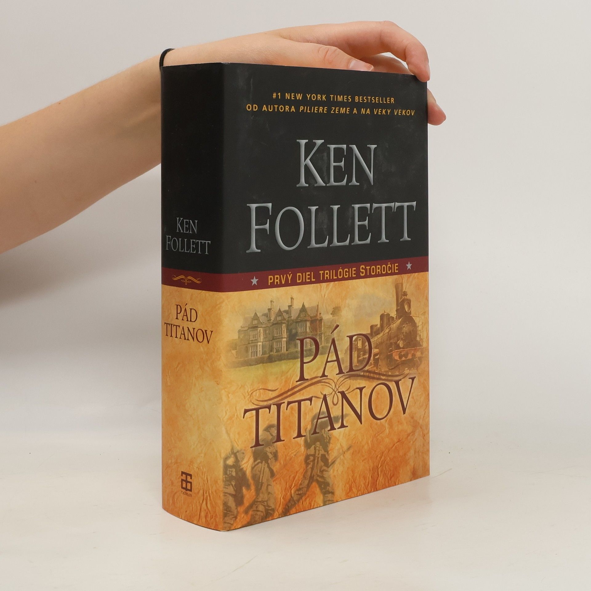 Ken Follett Pád titanov