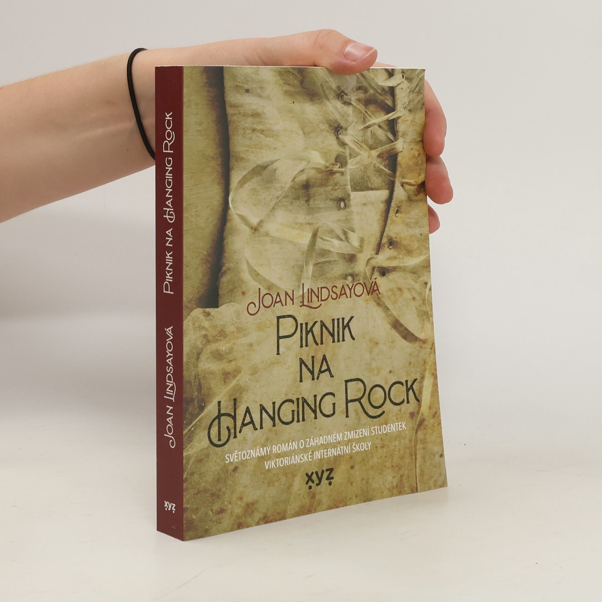 Joan Lindsay Piknik na Hanging Rock