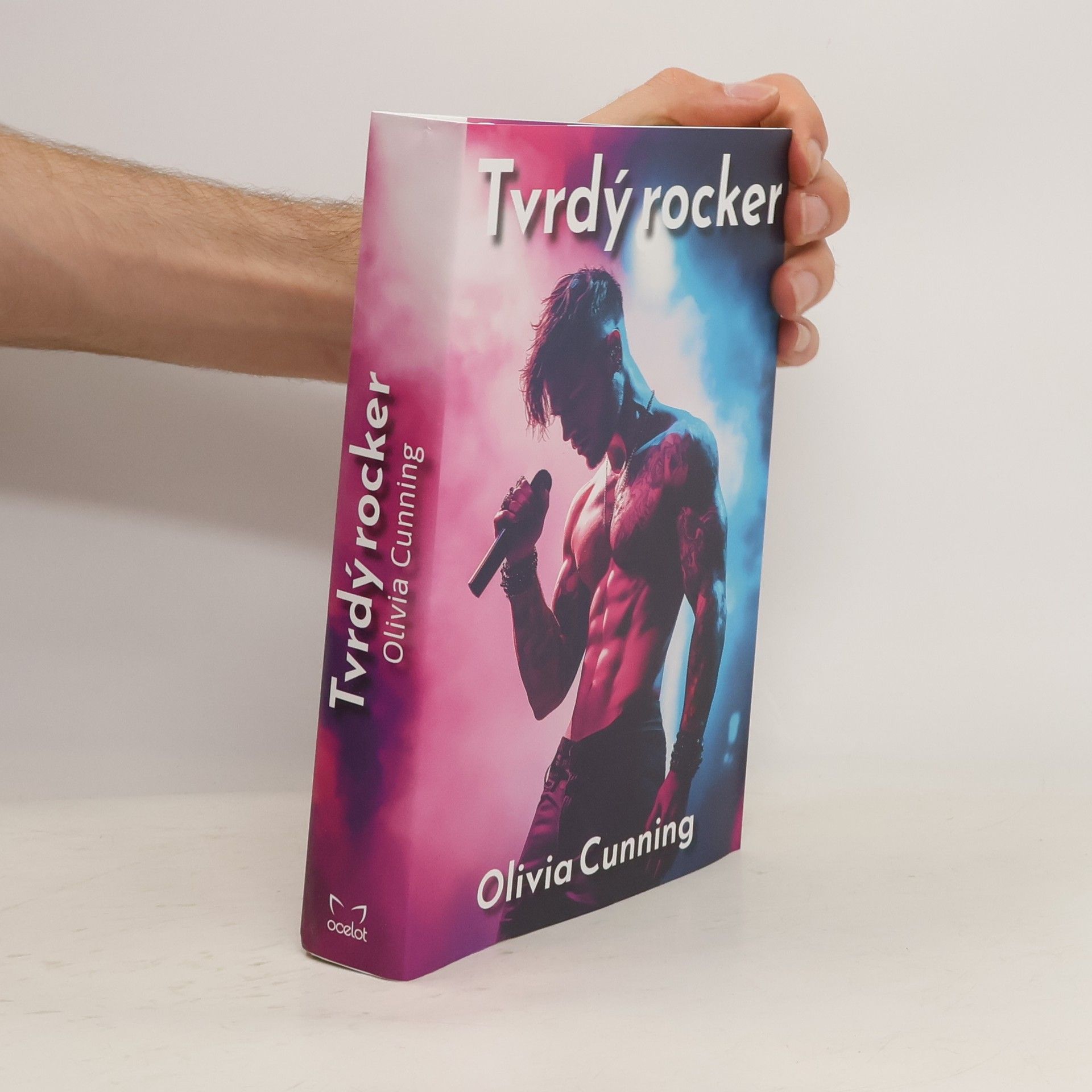 Olivia Cunning Tvrdý rocker