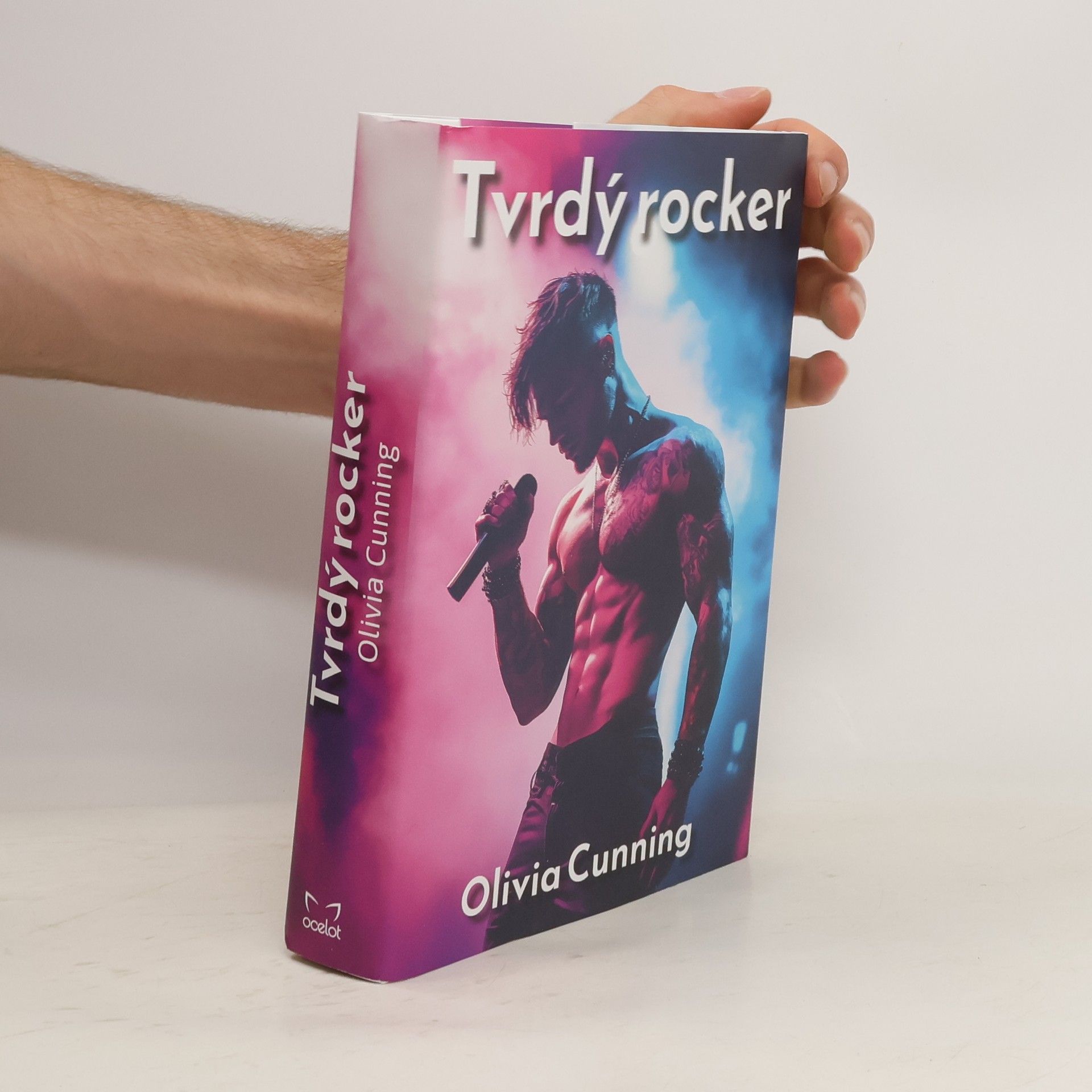 Olivia Cunning Tvrdý rocker