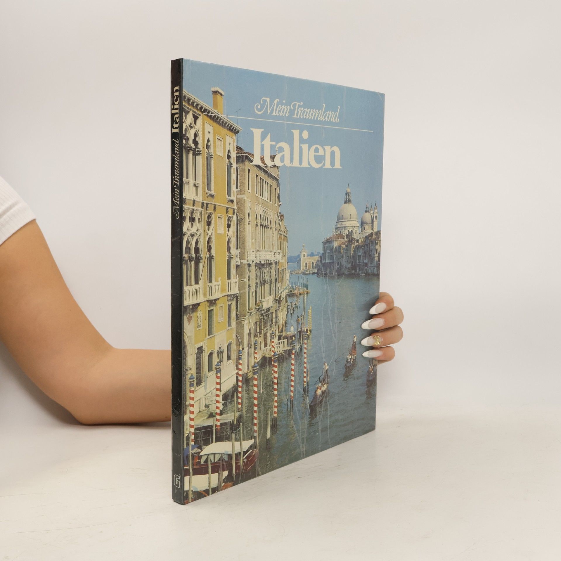 Kolektiv autorů Italien