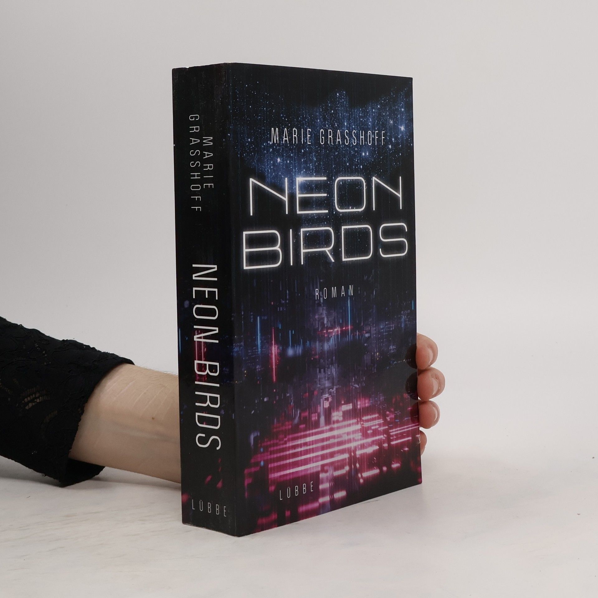 Marie Graßhoff Neon birds