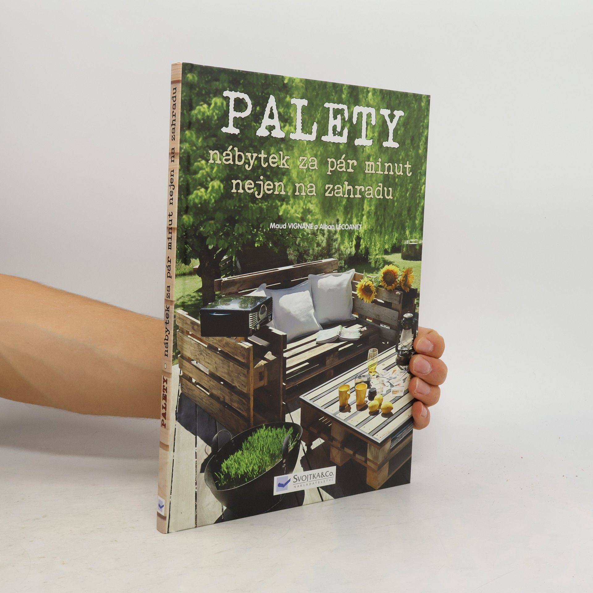 Palety: Nábytek za pár minut nejen na zahradu