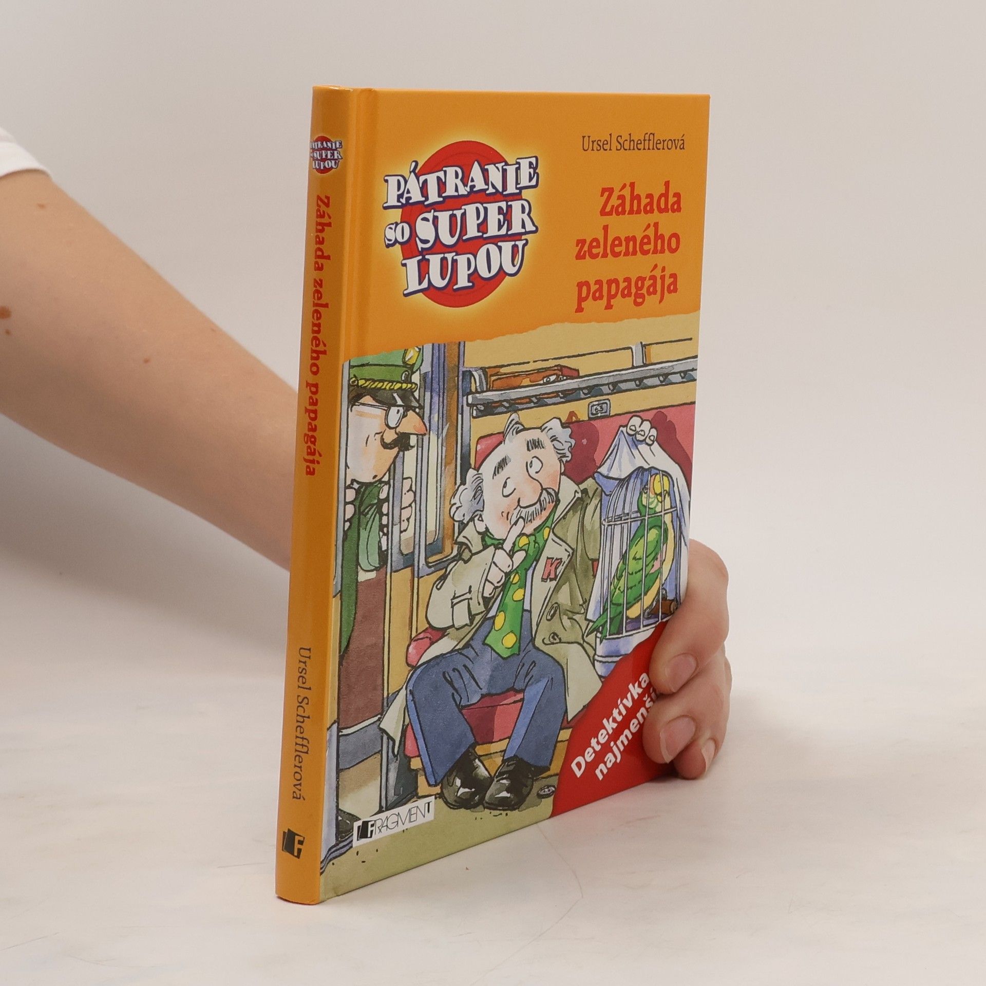 Ursel Scheffler Záhada zeleného papagája