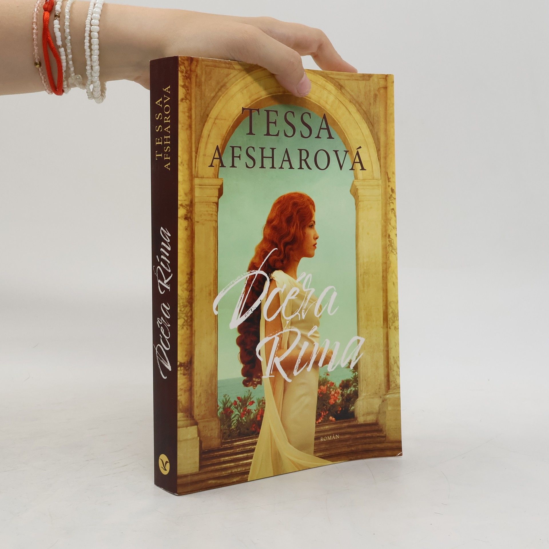 Tessa Afshar Dcéra Ríma