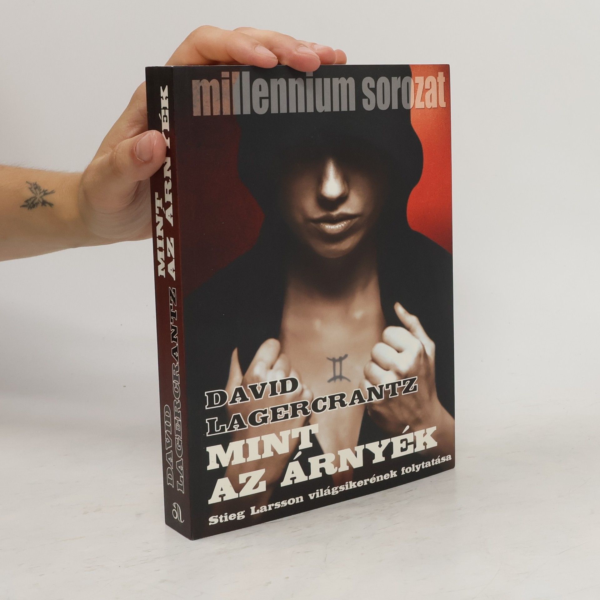 David Lagercrantz Mint az árnyék