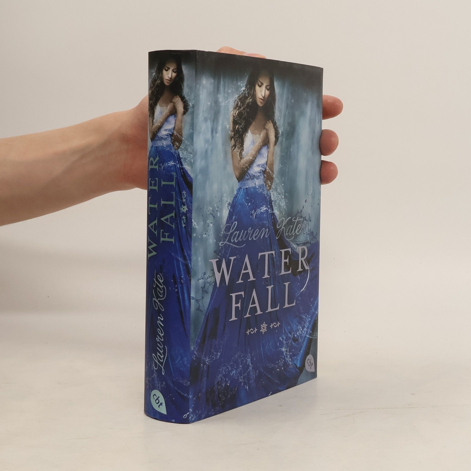 Lauren Kate Waterfall