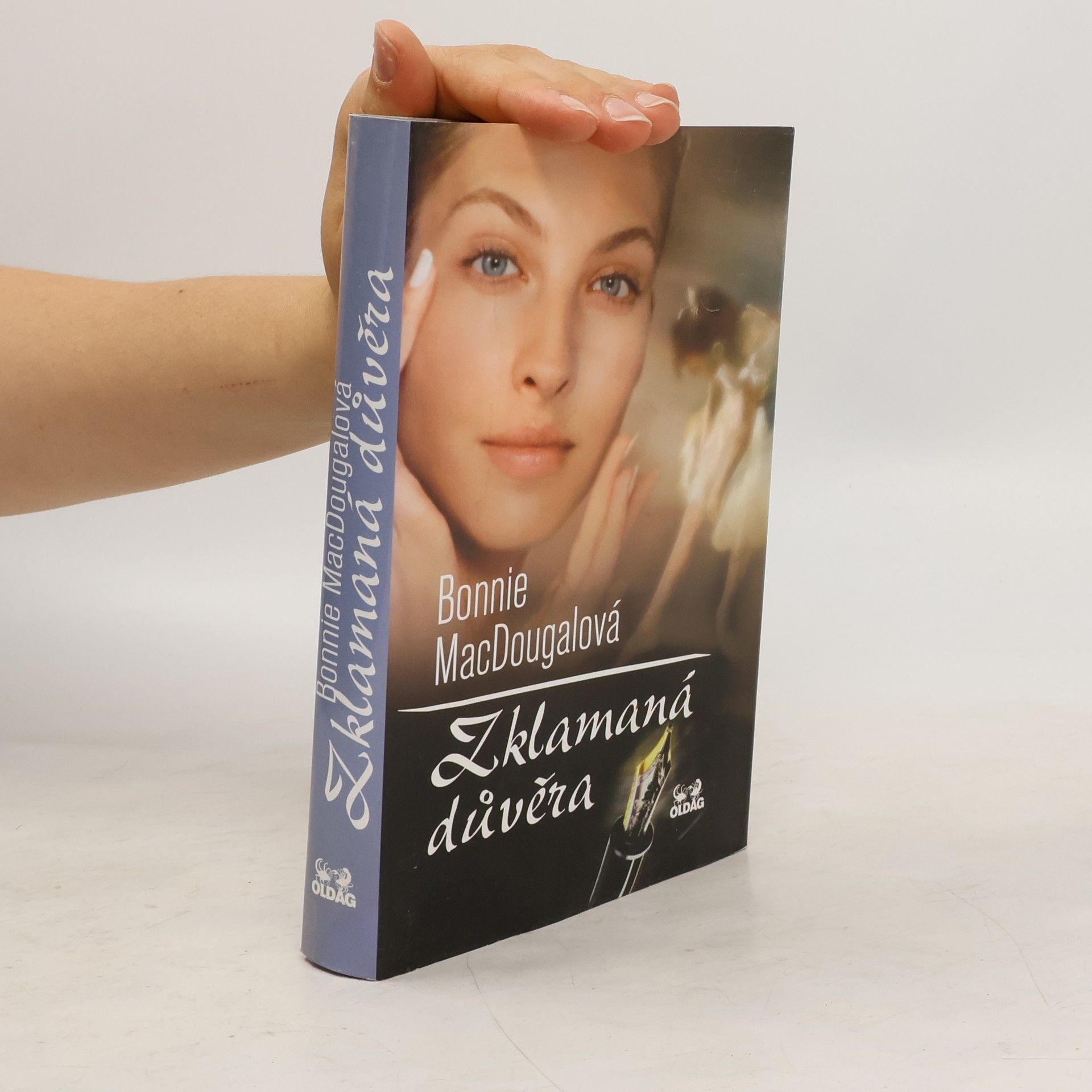 Bonnie MacDougalova Zklamaná důvěra