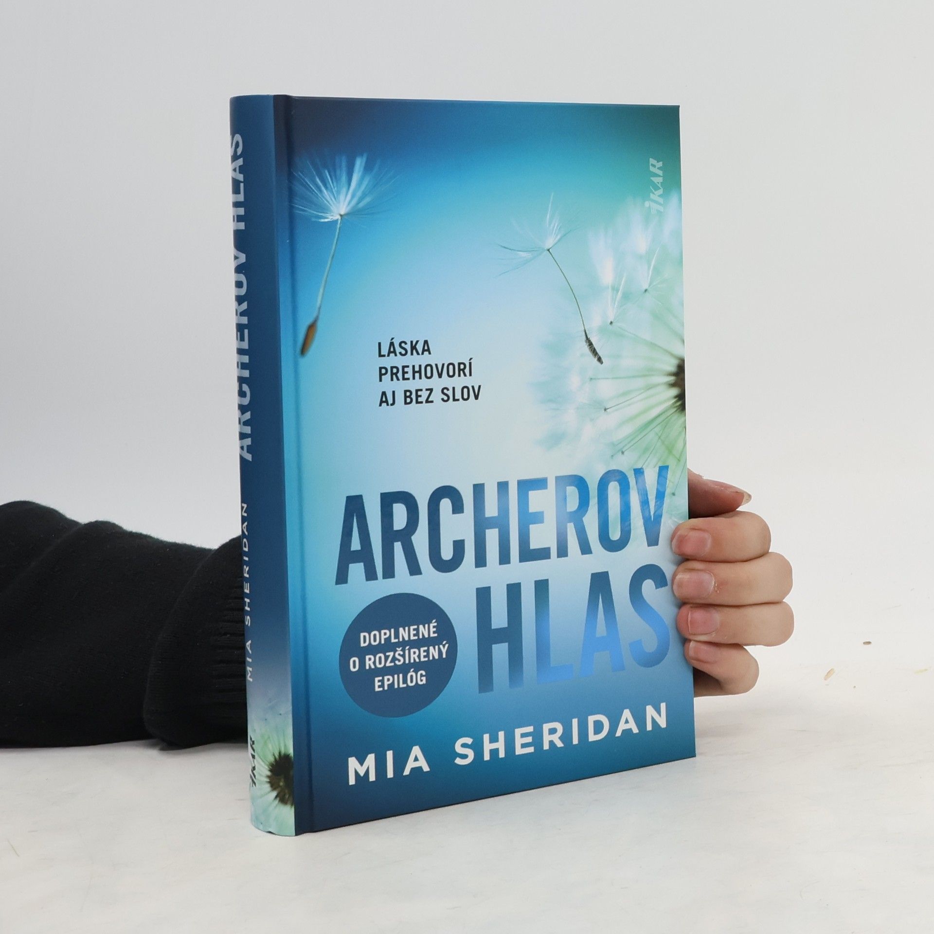 Mia Sheridan Archerov hlas