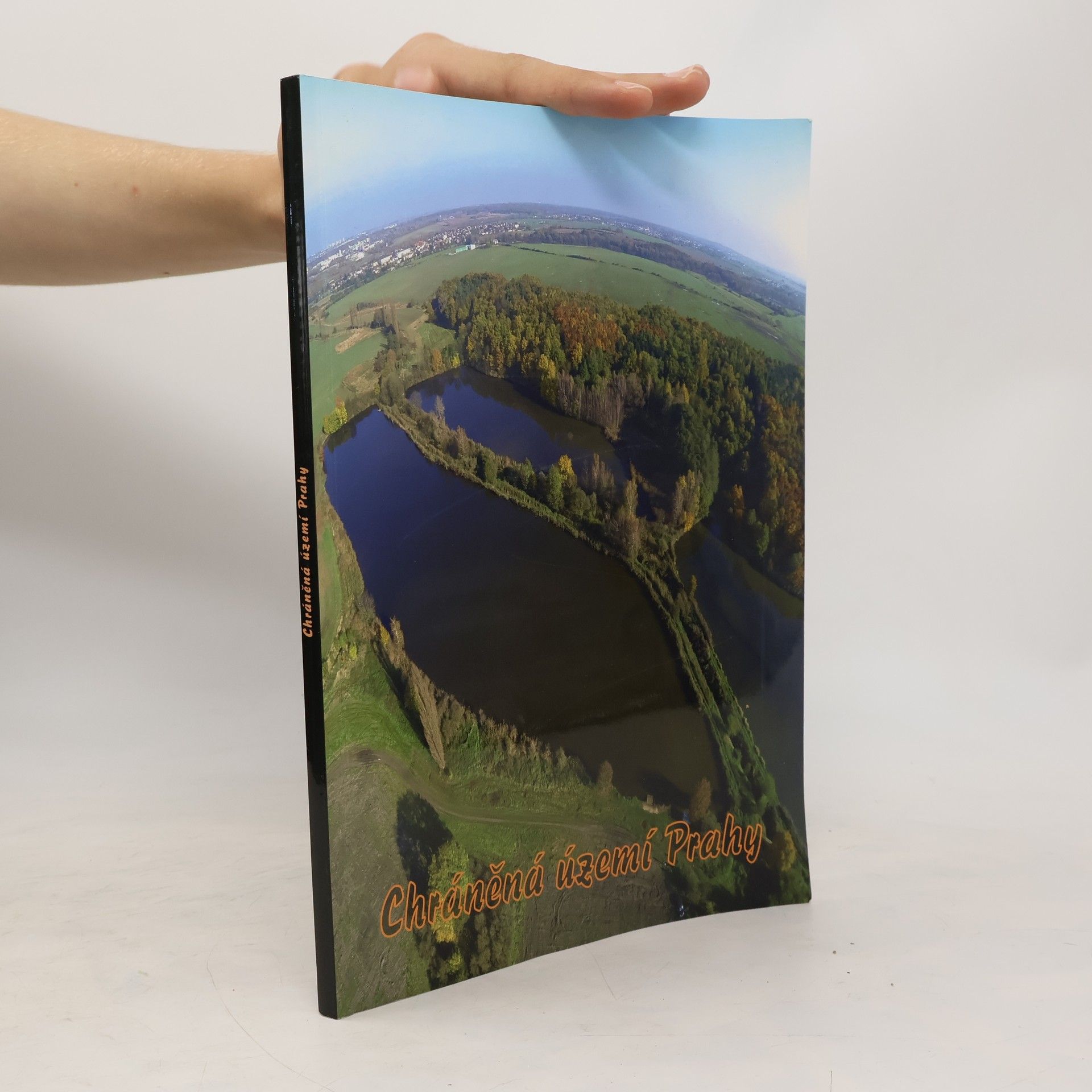 Jan Němec Chráněná území Prahy. Pravý břeh Vltavy
